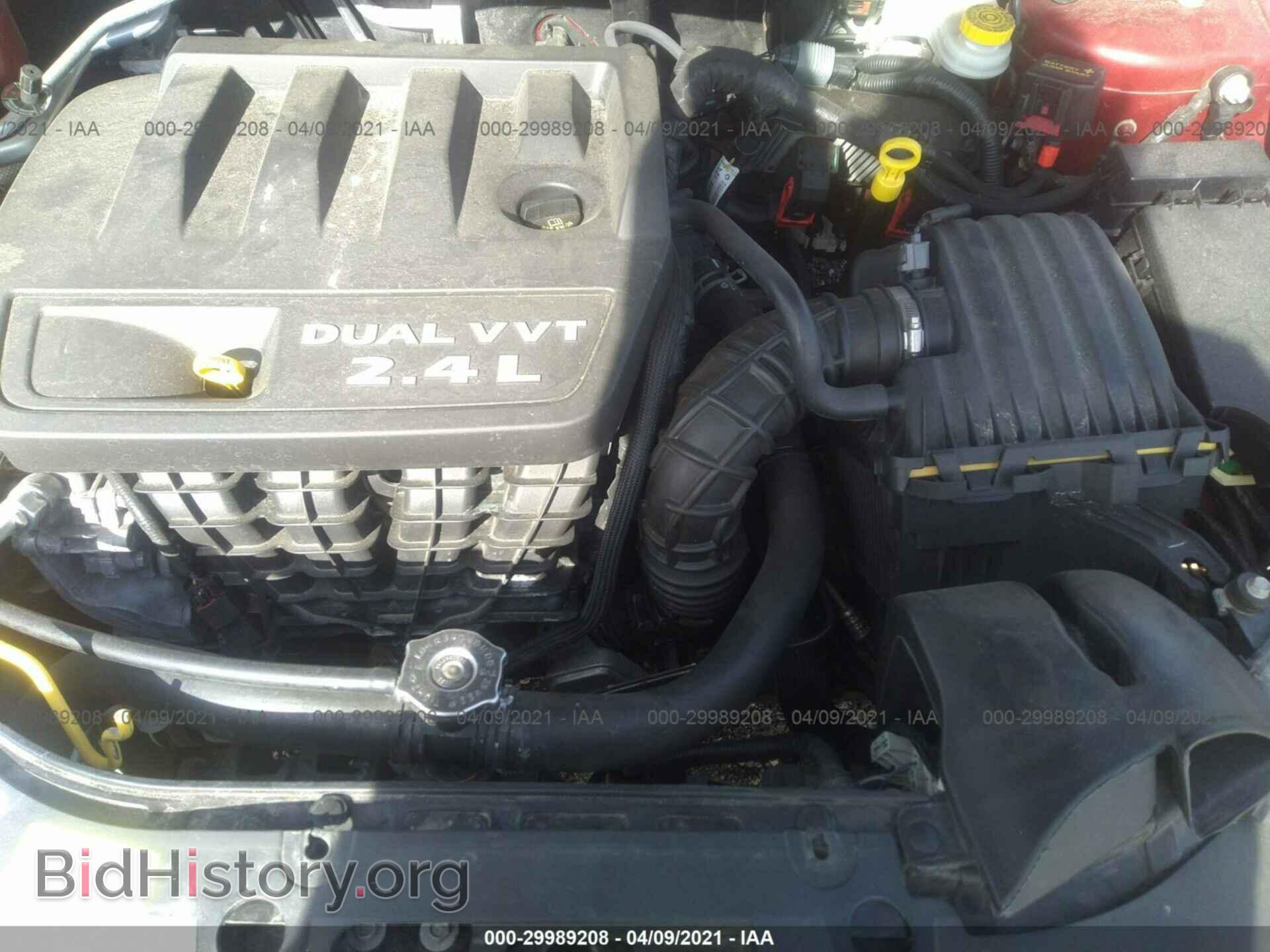 2012 CHRYSLER 200 - VIN: 1C3CCBAB5CN203560 - Фото 10