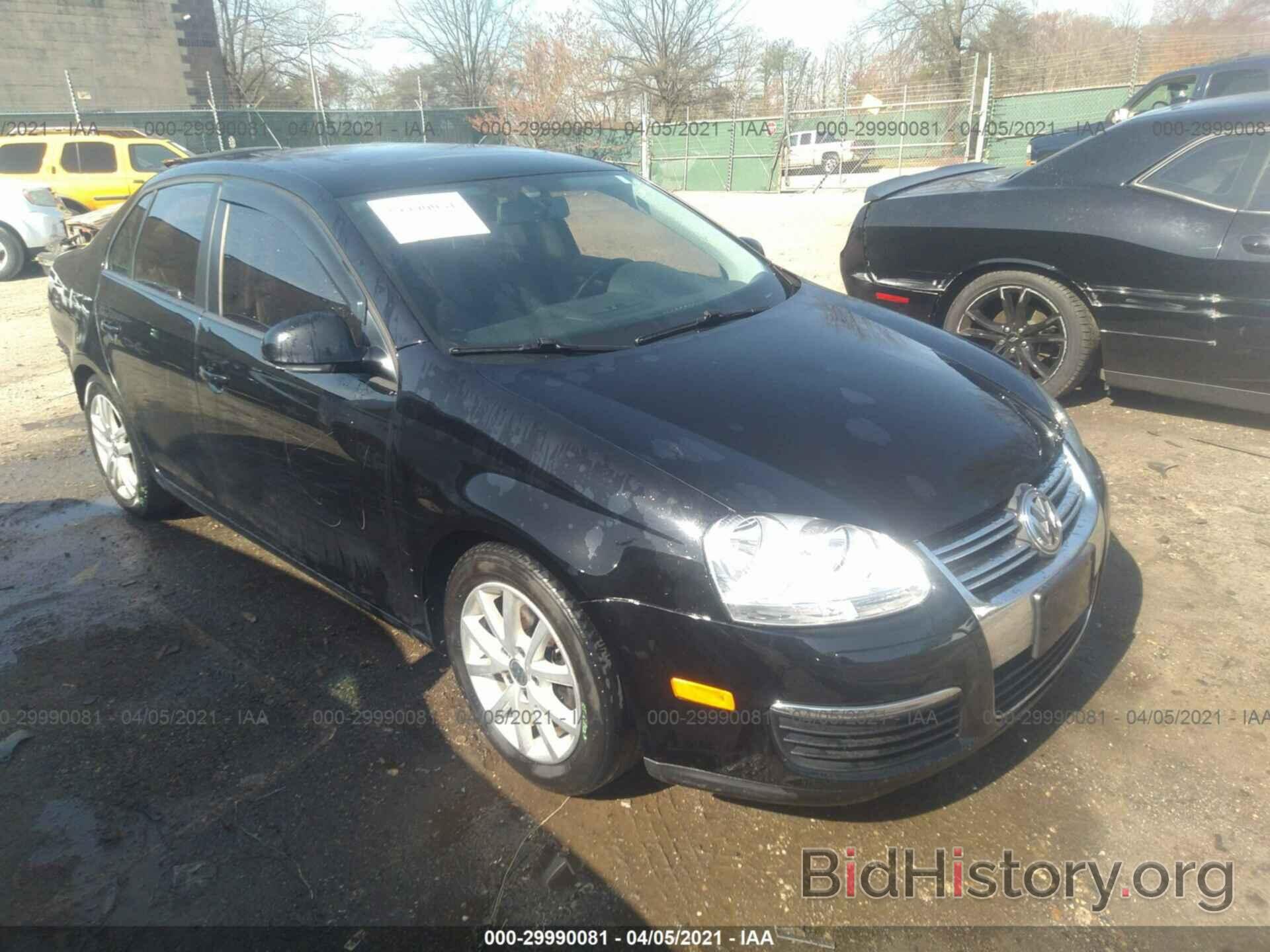 Фотография 3VWRZ7AJ2AM157392 - VOLKSWAGEN JETTA SEDAN 2010