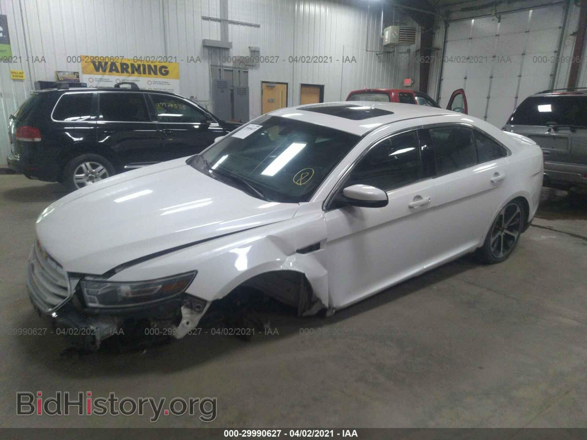 2015 FORD TAURUS - VIN: 1FAHP2H89FG203365 - Photo 2
