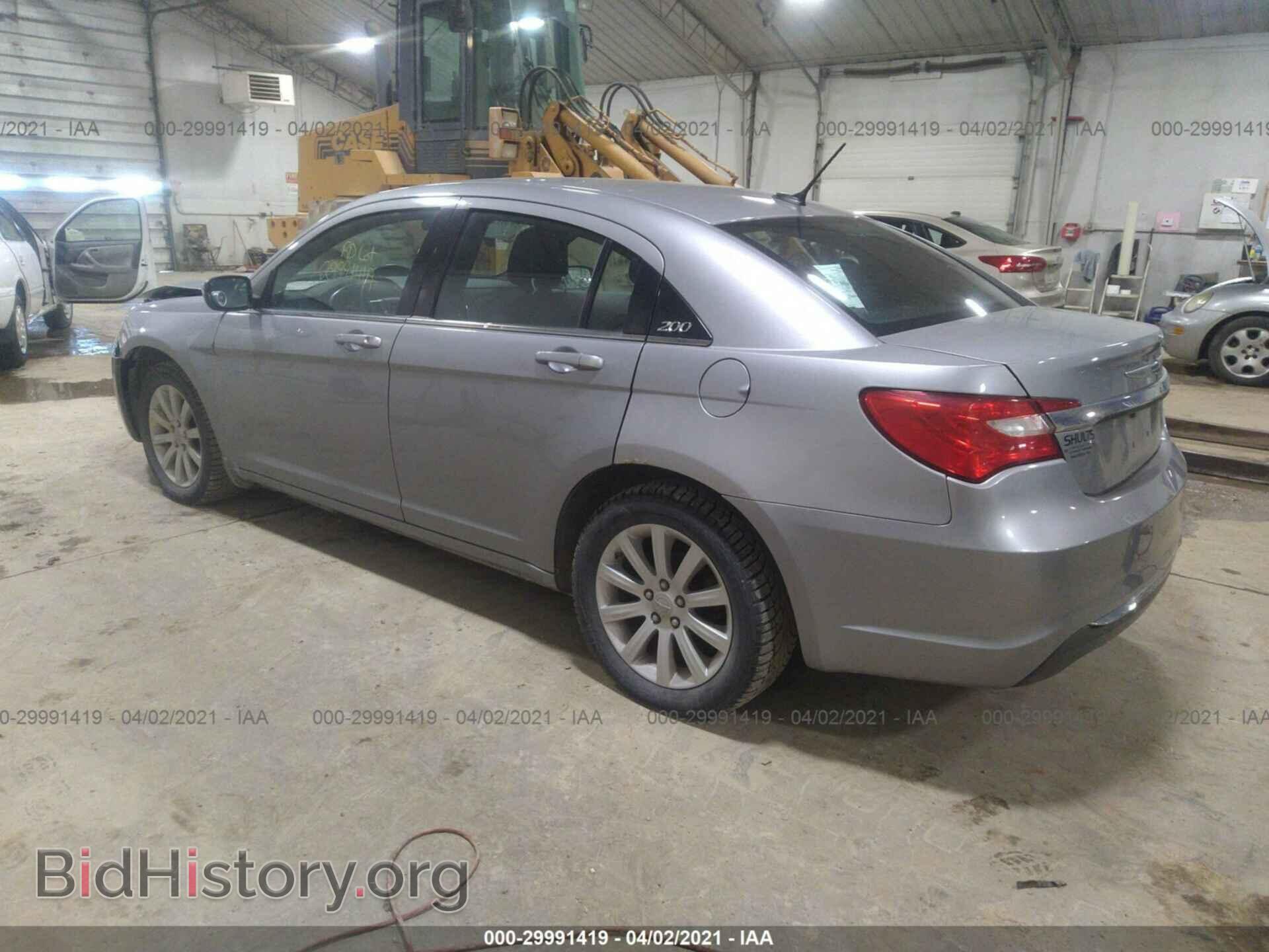 2013 CHRYSLER 200 - VIN: 1C3CCBBB0DN516452 - Photo 3
