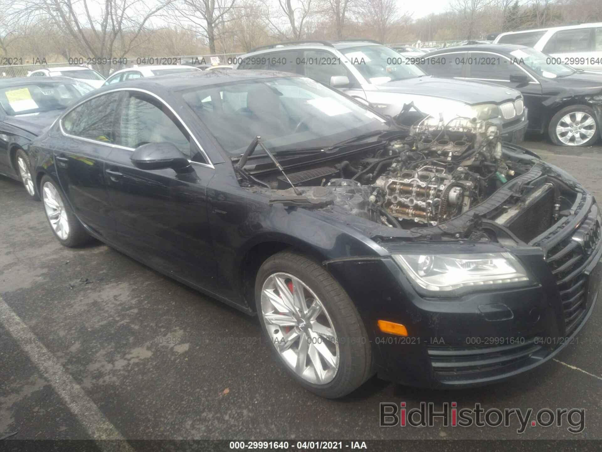 Photo WAUYGAFC2CN112423 - AUDI A7 2012