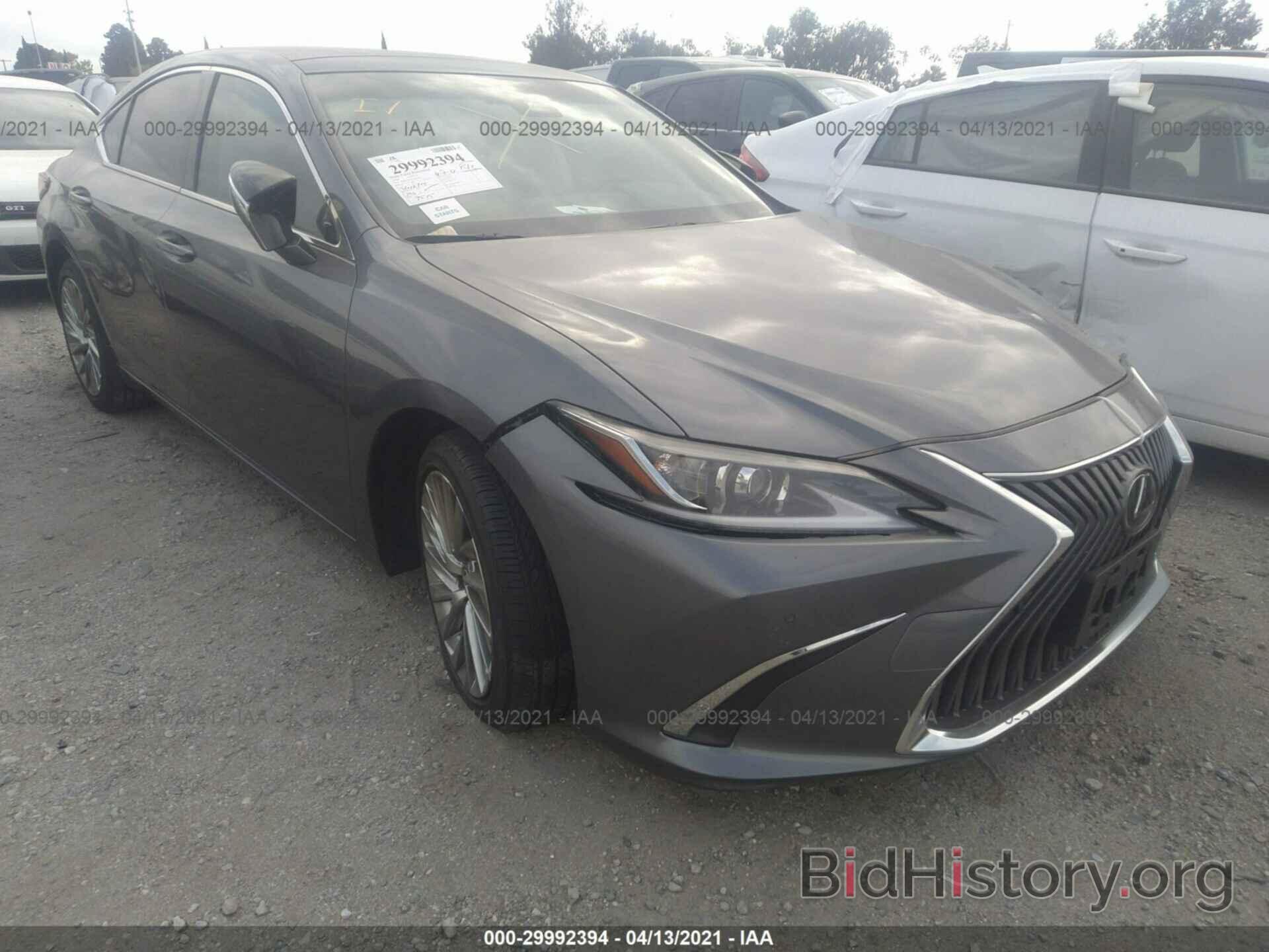 Photo JTHBZ1B13K2003278 - LEXUS ES 2019