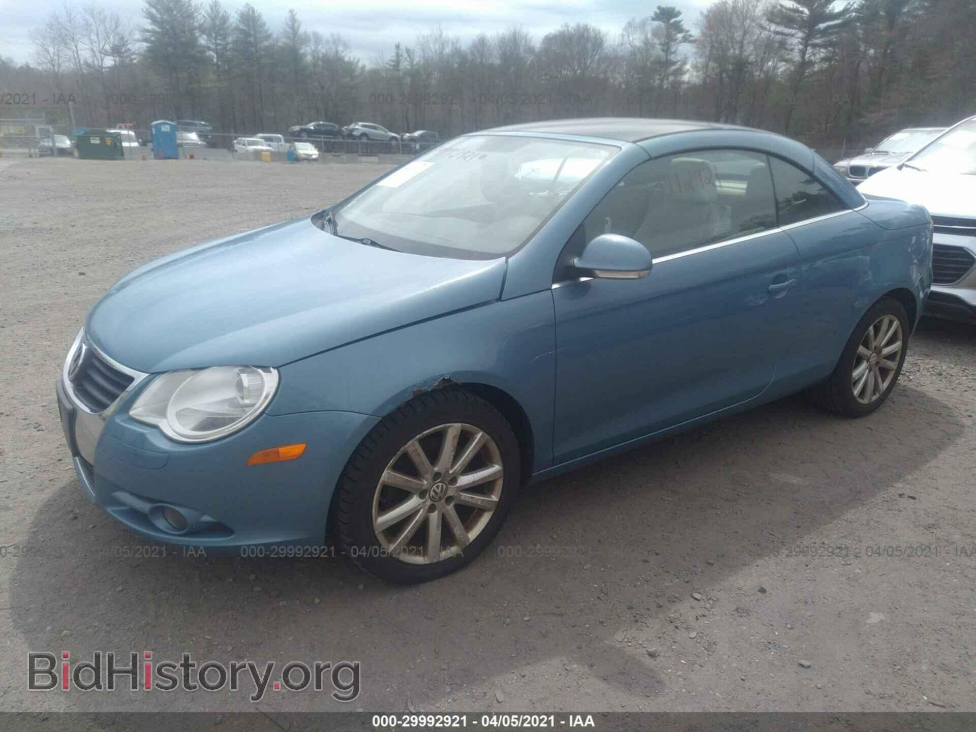 2008 VOLKSWAGEN EOS - VIN: WVWAA71F08V039330 - Фото 2