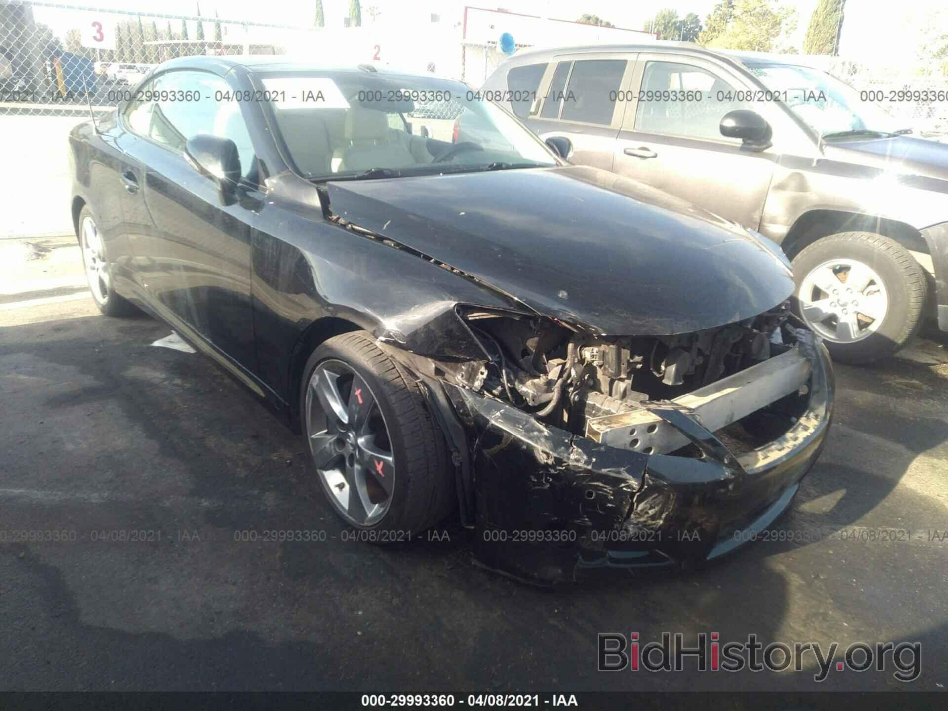 Photo JTHFE2C24A2500901 - LEXUS IS 350C 2010