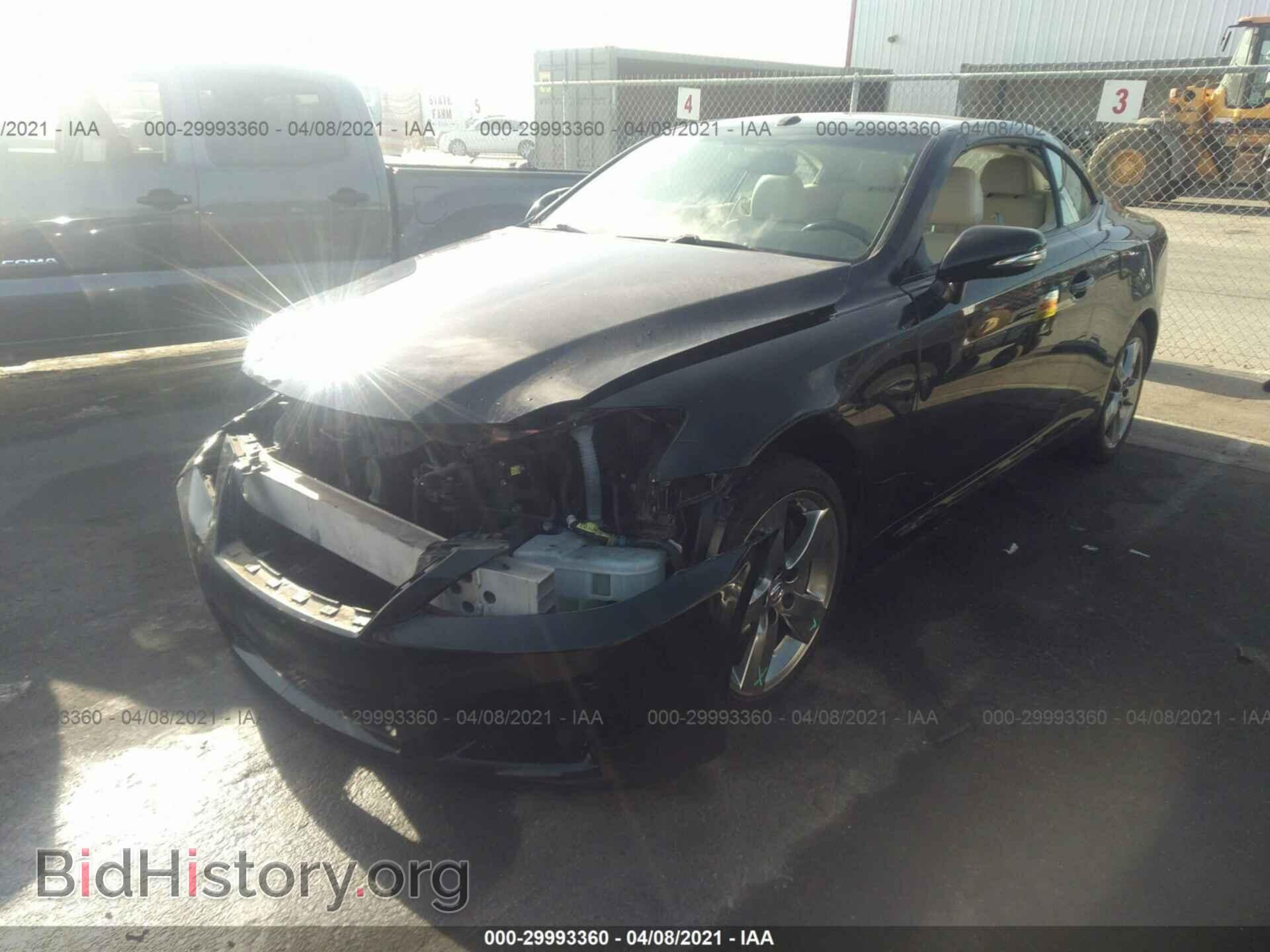 2010 LEXUS IS 350C - VIN: JTHFE2C24A2500901 - Фото 2