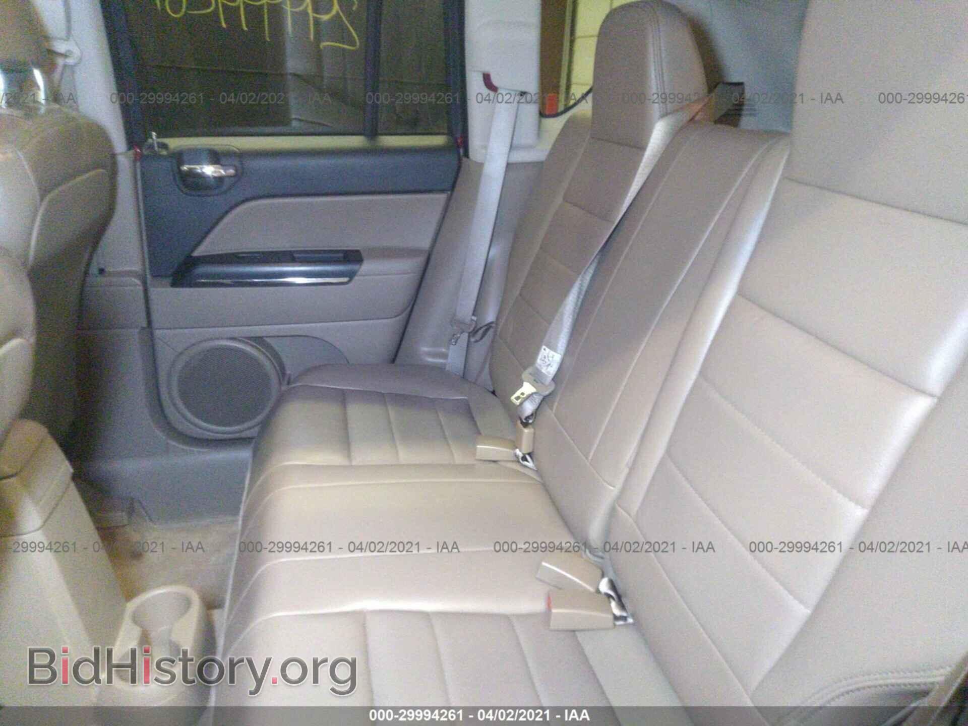 2012 JEEP COMPASS - VIN: 1C4NJDCBXCD650586 - Photo 8
