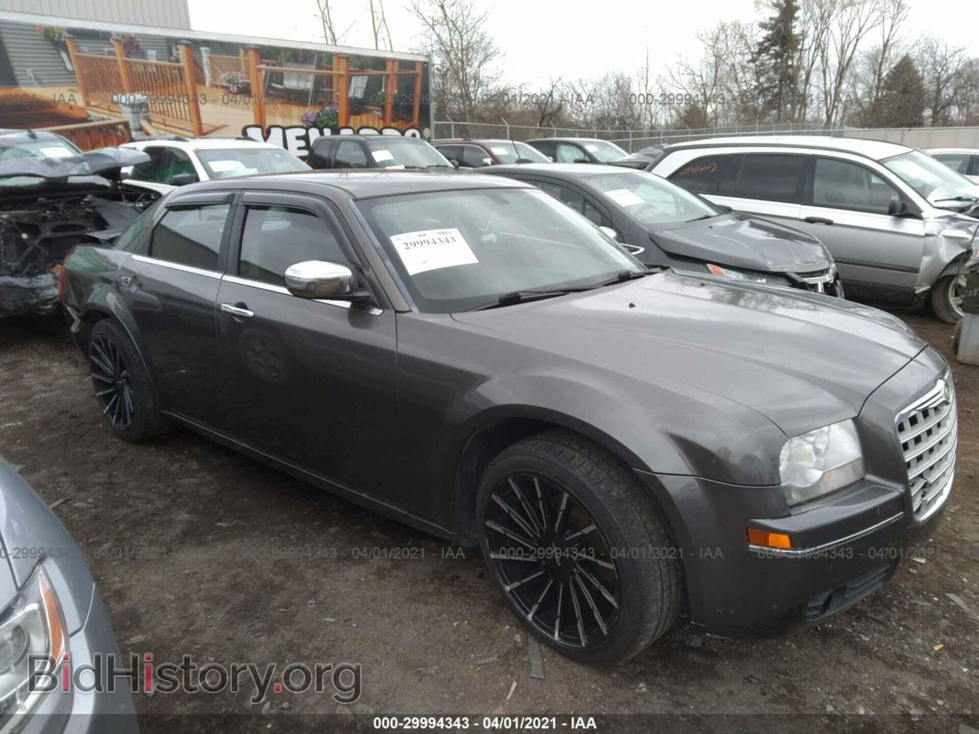 Photo 2C3CA4CD7AH101151 - CHRYSLER 300 2010
