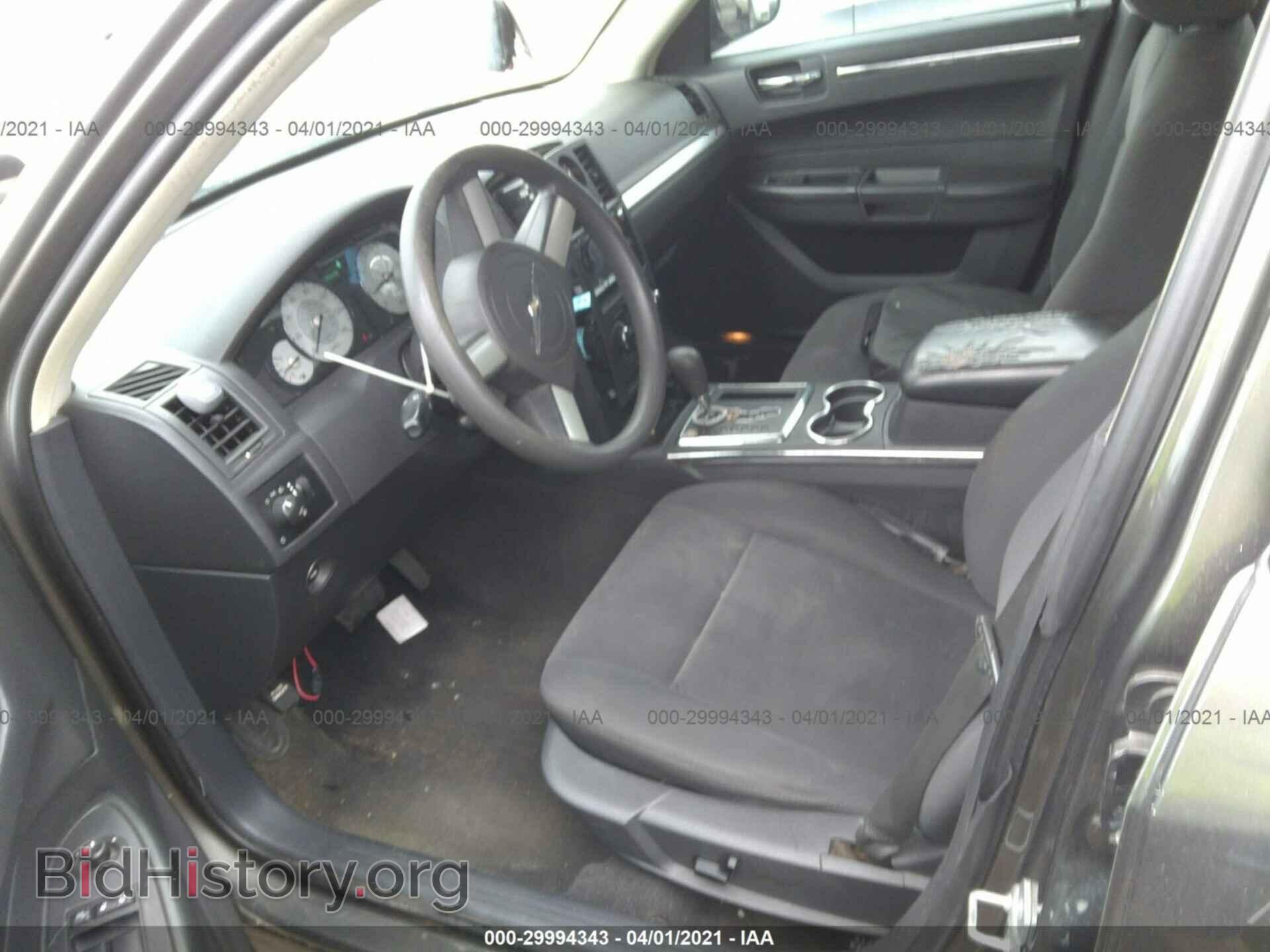 2010 CHRYSLER 300 - VIN: 2C3CA4CD7AH101151 - Фото 5
