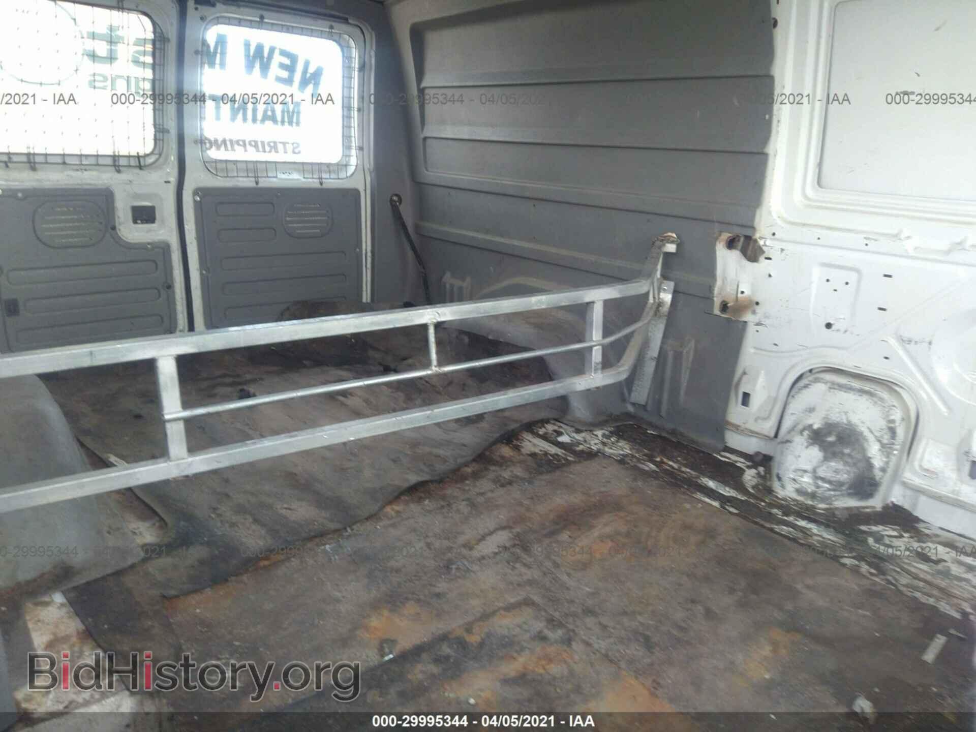 2009 FORD ECONOLINE CARGO VAN - VIN: 1FTNE24L09DA03543 - Фото 8