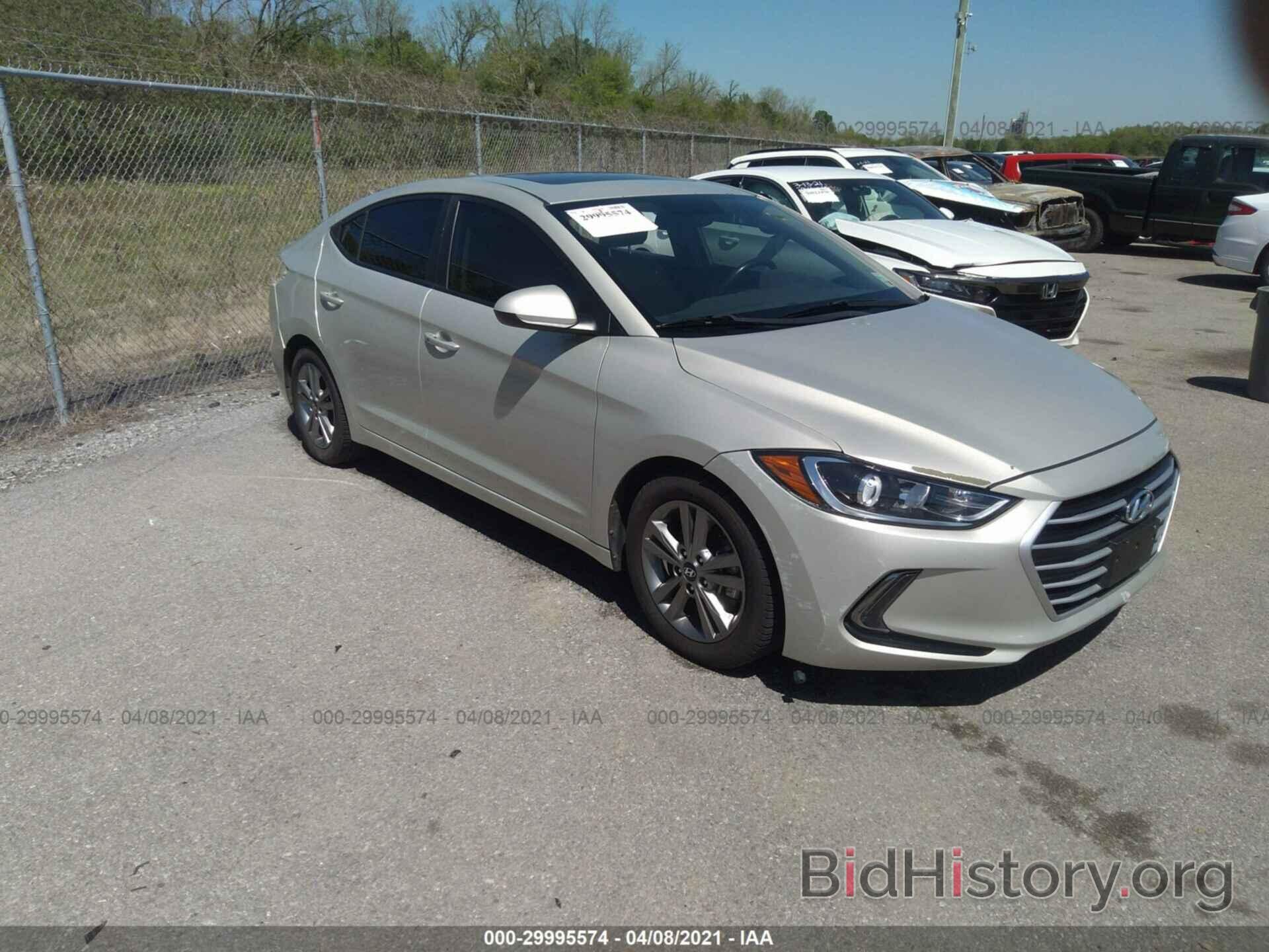 Фотография 5NPD84LF6HH155300 - HYUNDAI ELANTRA 2017