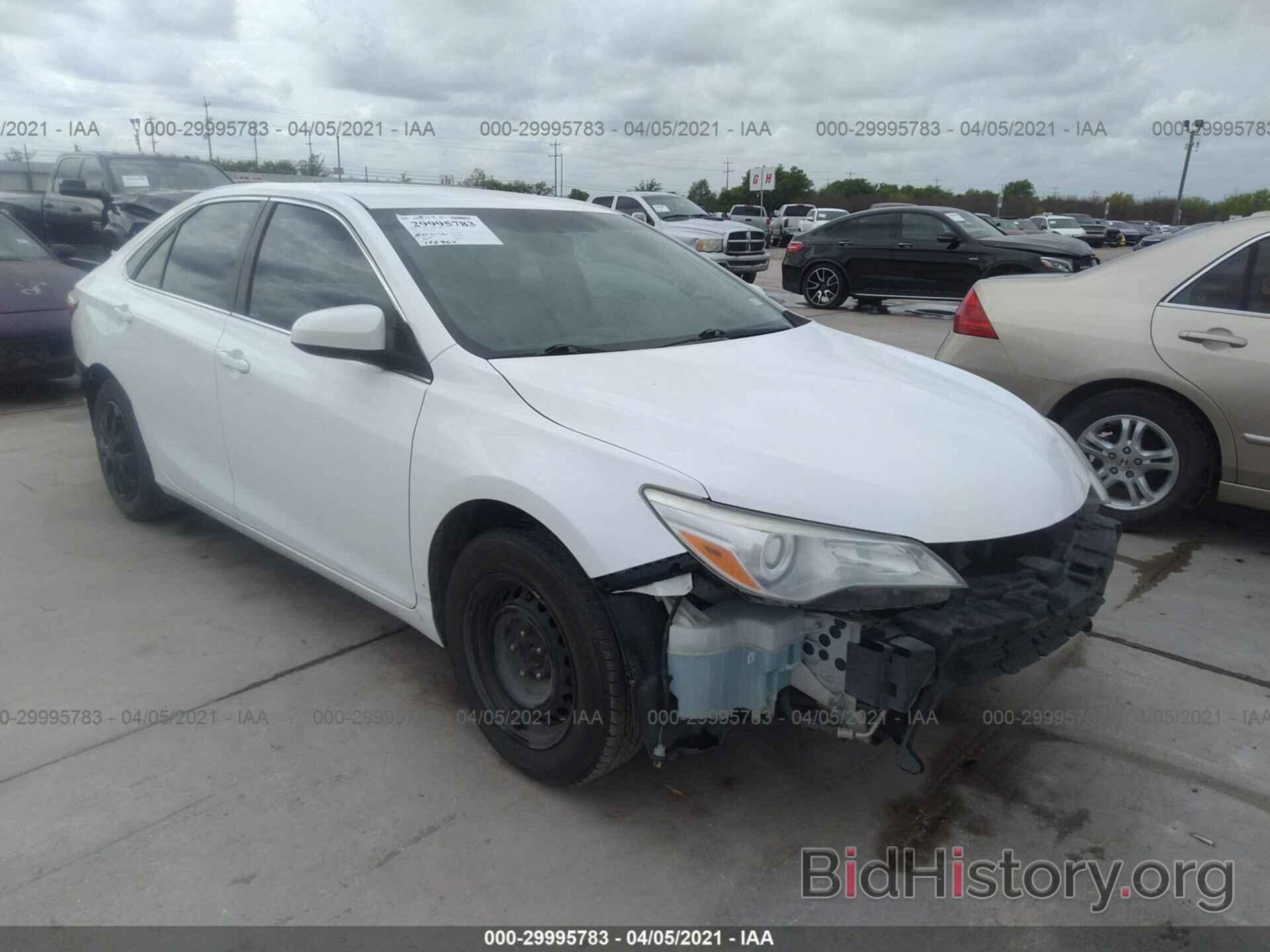 Photo 4T1BF1FKXFU071967 - TOYOTA CAMRY 2015