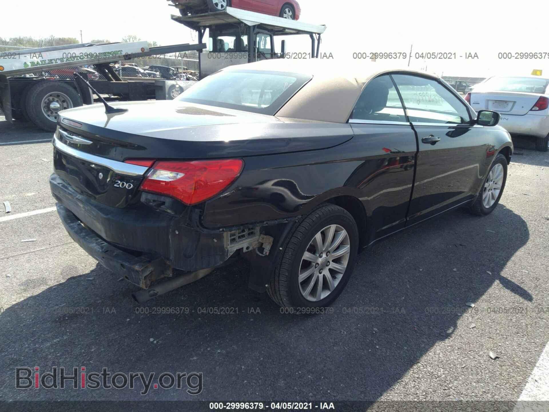 2013 CHRYSLER 200 - VIN: 1C3BCBEB3DN511771 - Фото 4