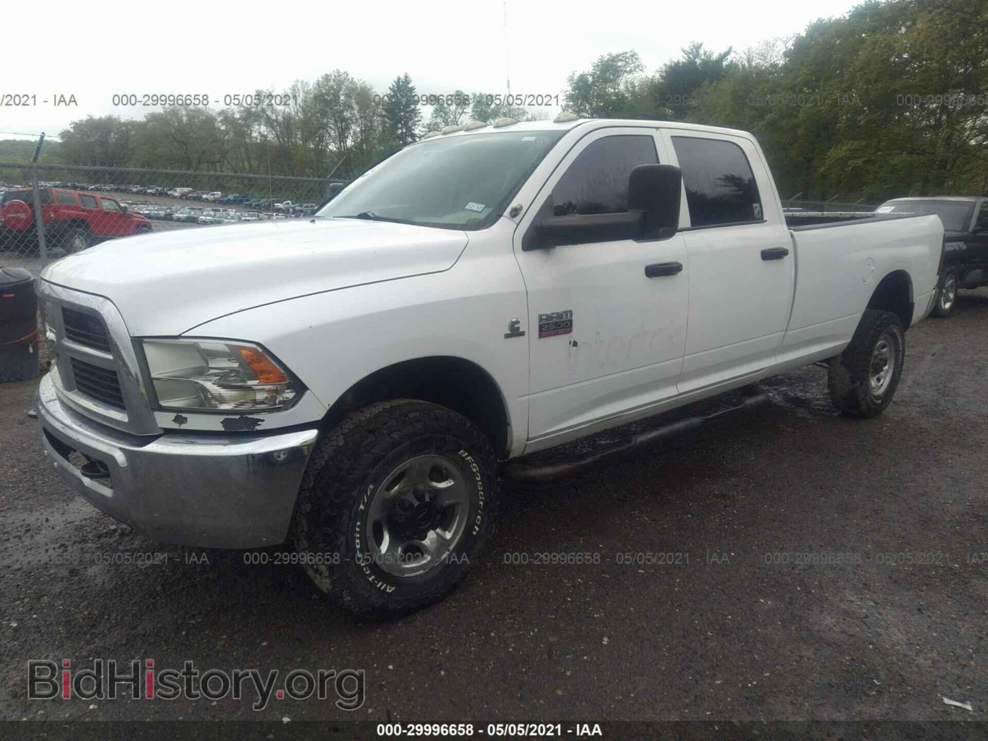 2011 RAM 2500 - VIN: 3D7UT2CLXBG584616 - Photo 2