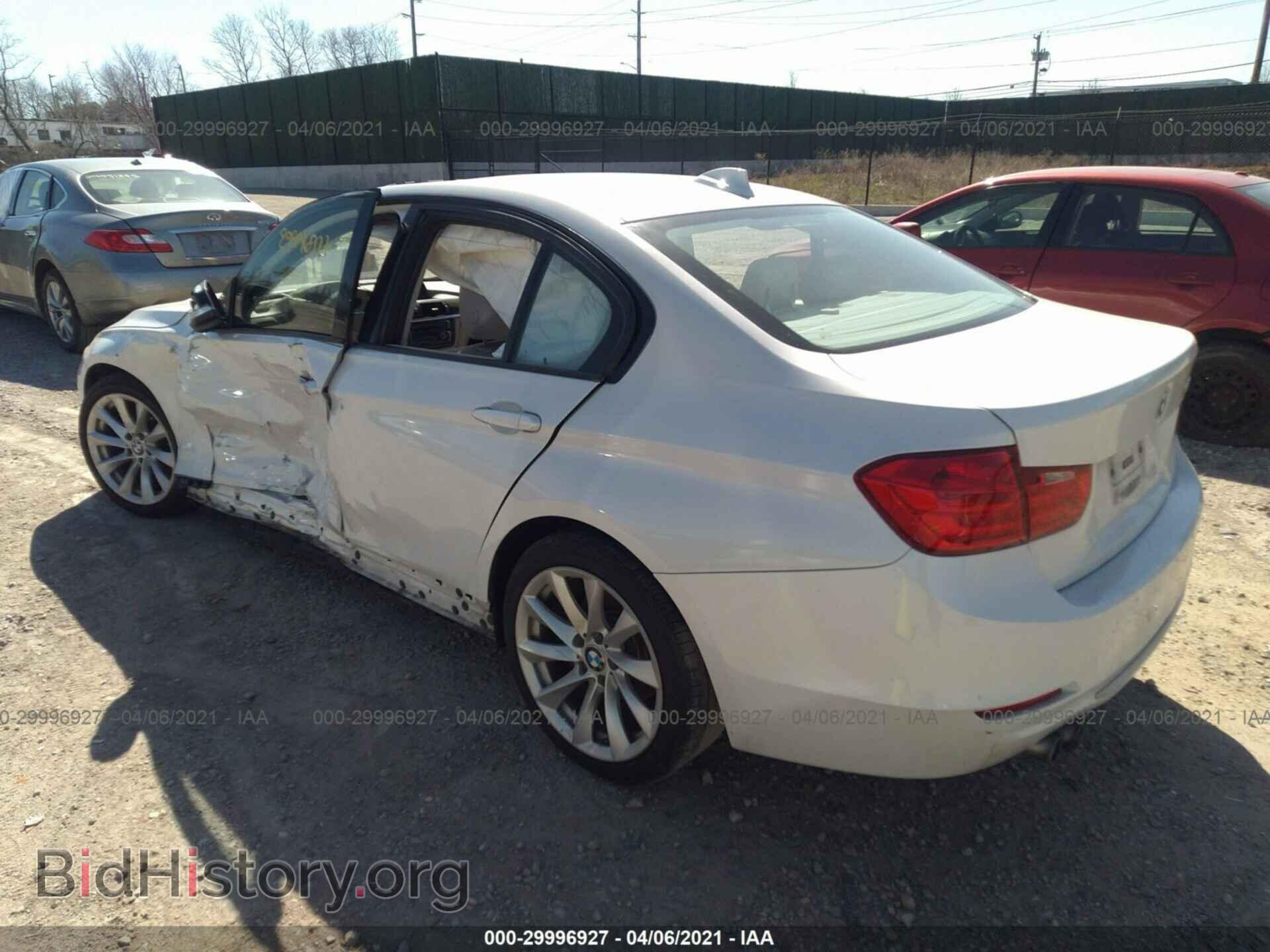 2013 BMW 3 SERIES - VIN: WBA3A5C58DF358414 - Фото 3