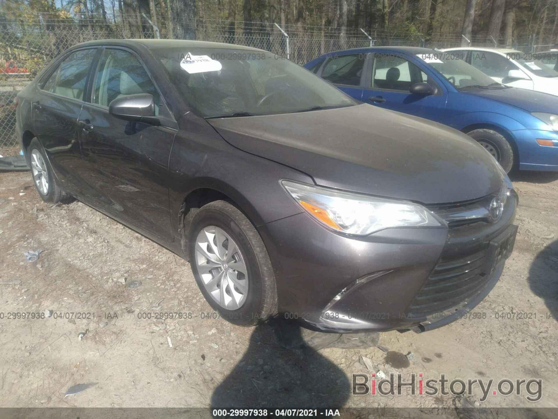 Photo 4T4BF1FK5FR501782 - TOYOTA CAMRY 2015