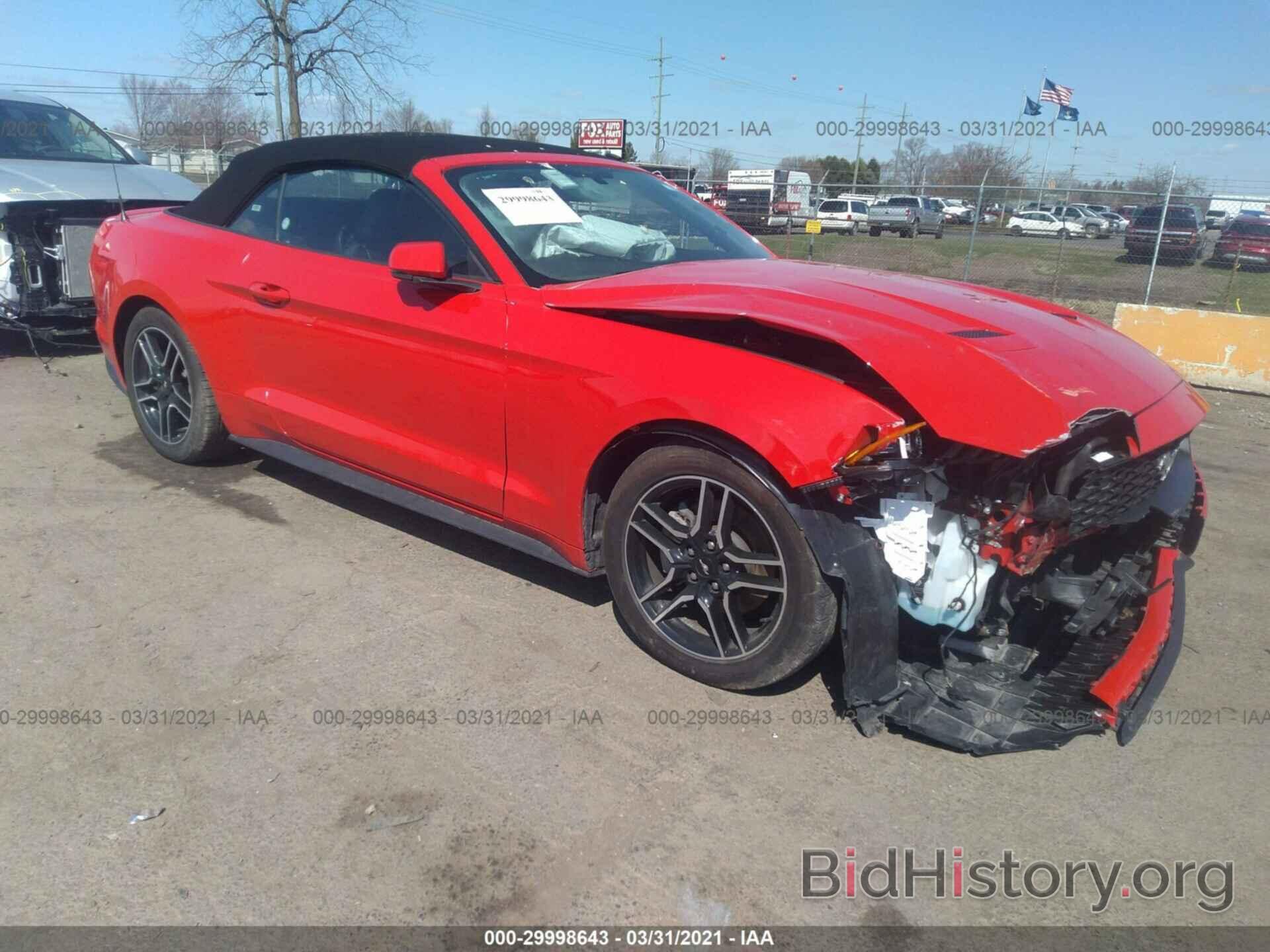 Photo 1FATP8UH6L5106599 - FORD MUSTANG 2020
