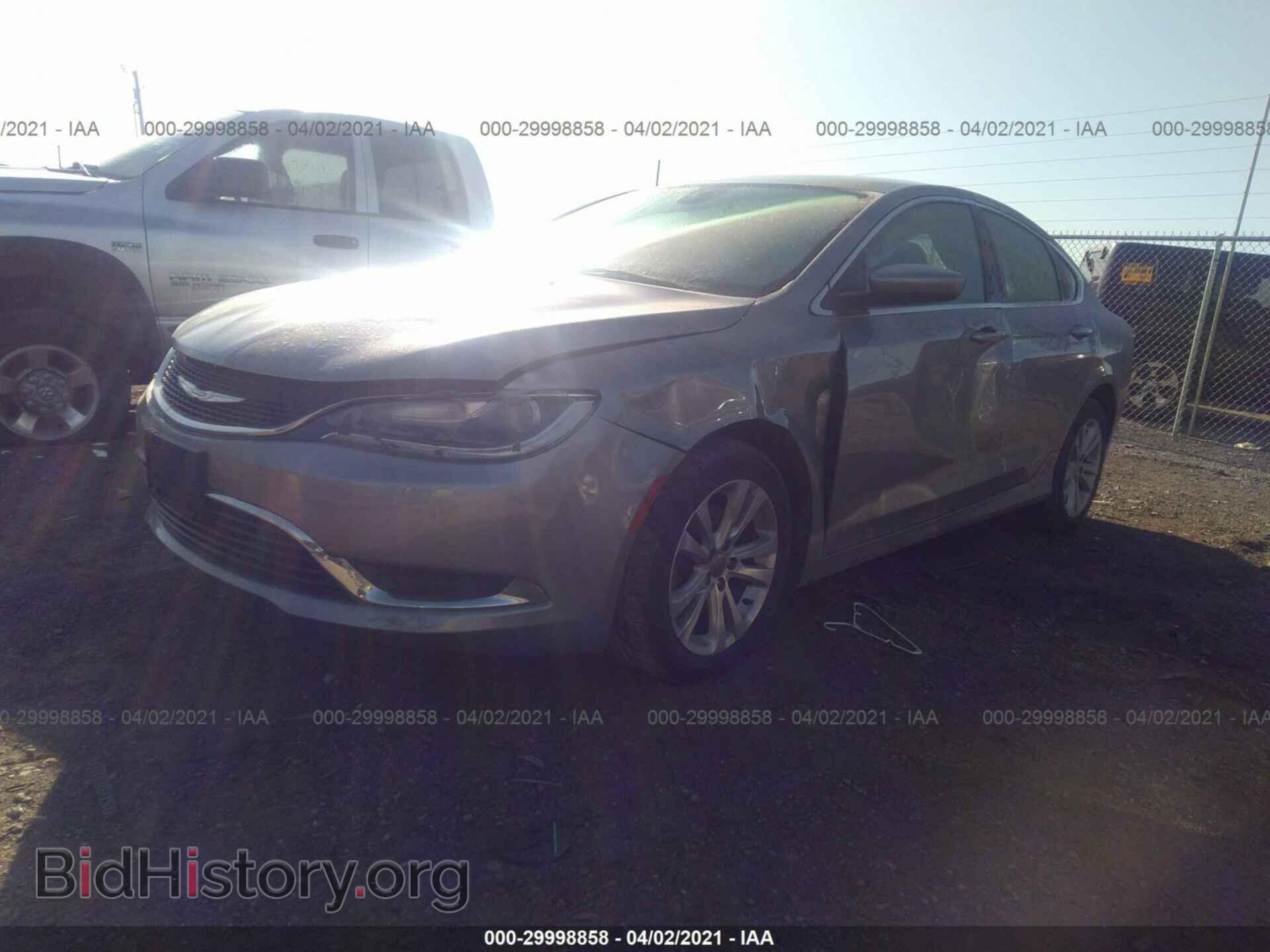 2015 CHRYSLER 200 - VIN: 1C3CCCAB0FN562230 - Photo 2