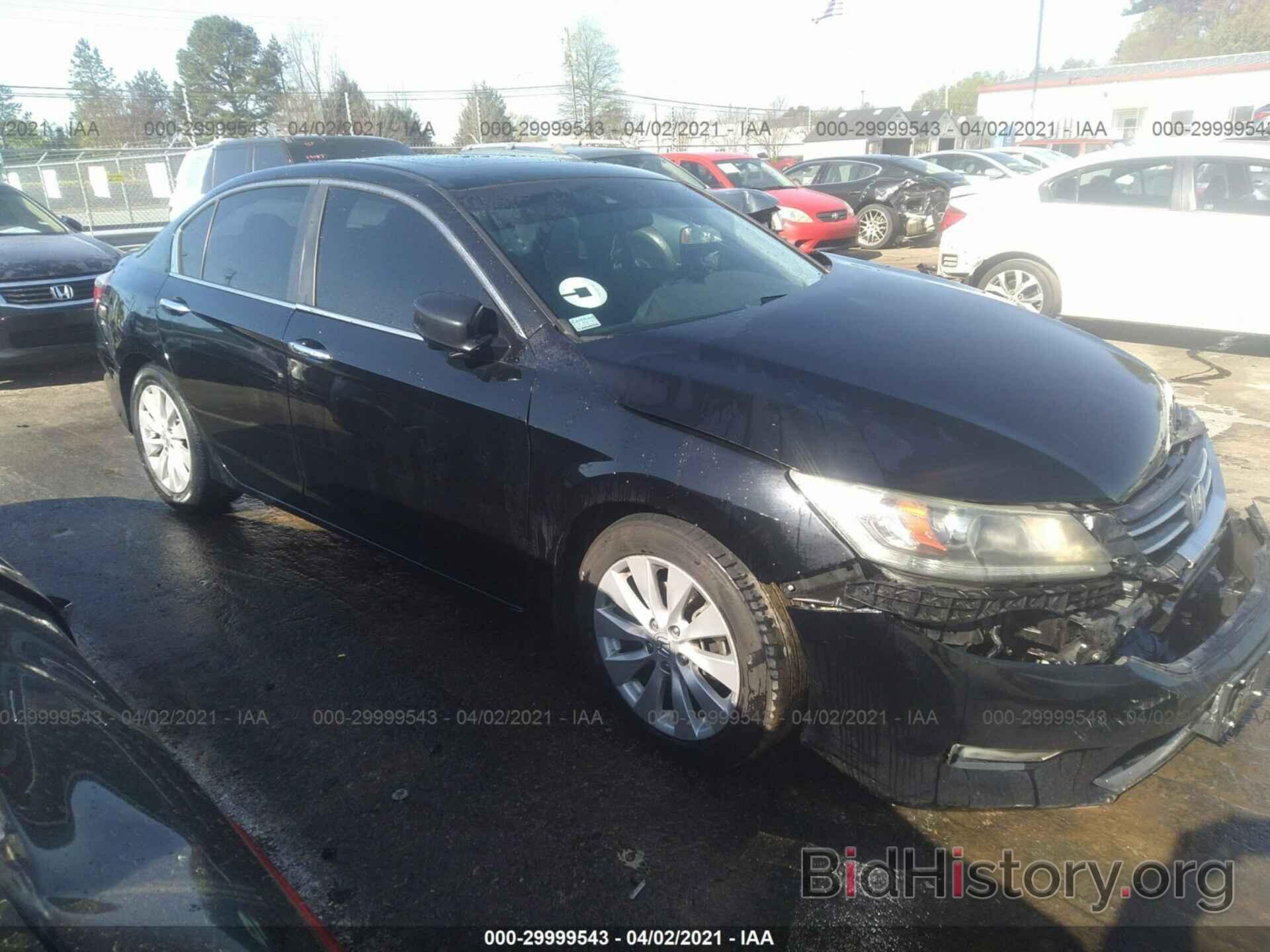 Photo 1HGCR2F85DA170805 - HONDA ACCORD SDN 2013