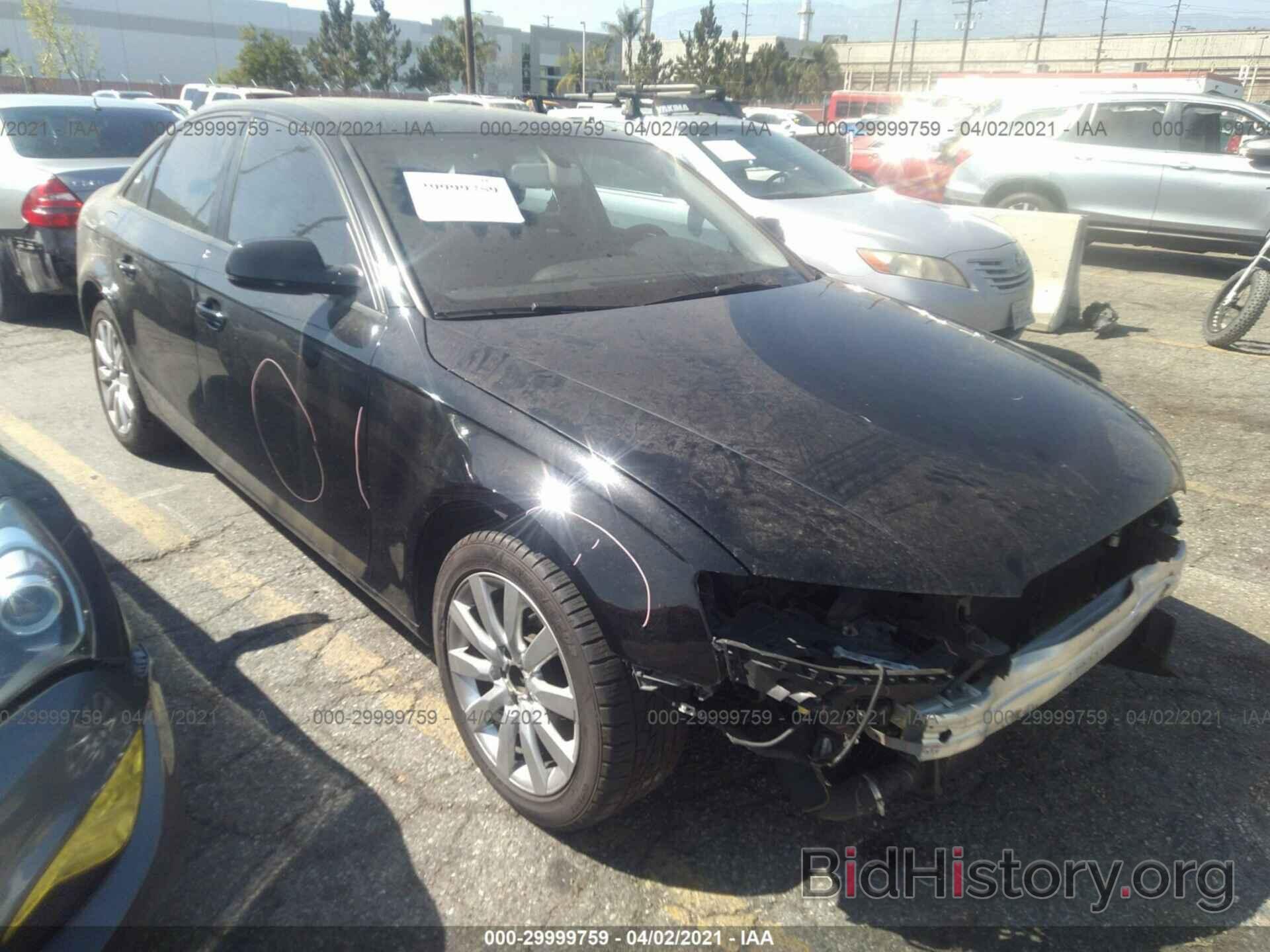 Photo WAUAFAFL0CN015581 - AUDI A4 2012