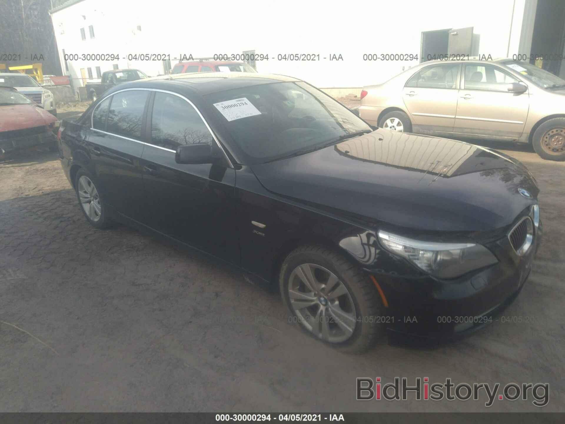 Photo WBANV135X9C155636 - BMW 5 SERIES 2009