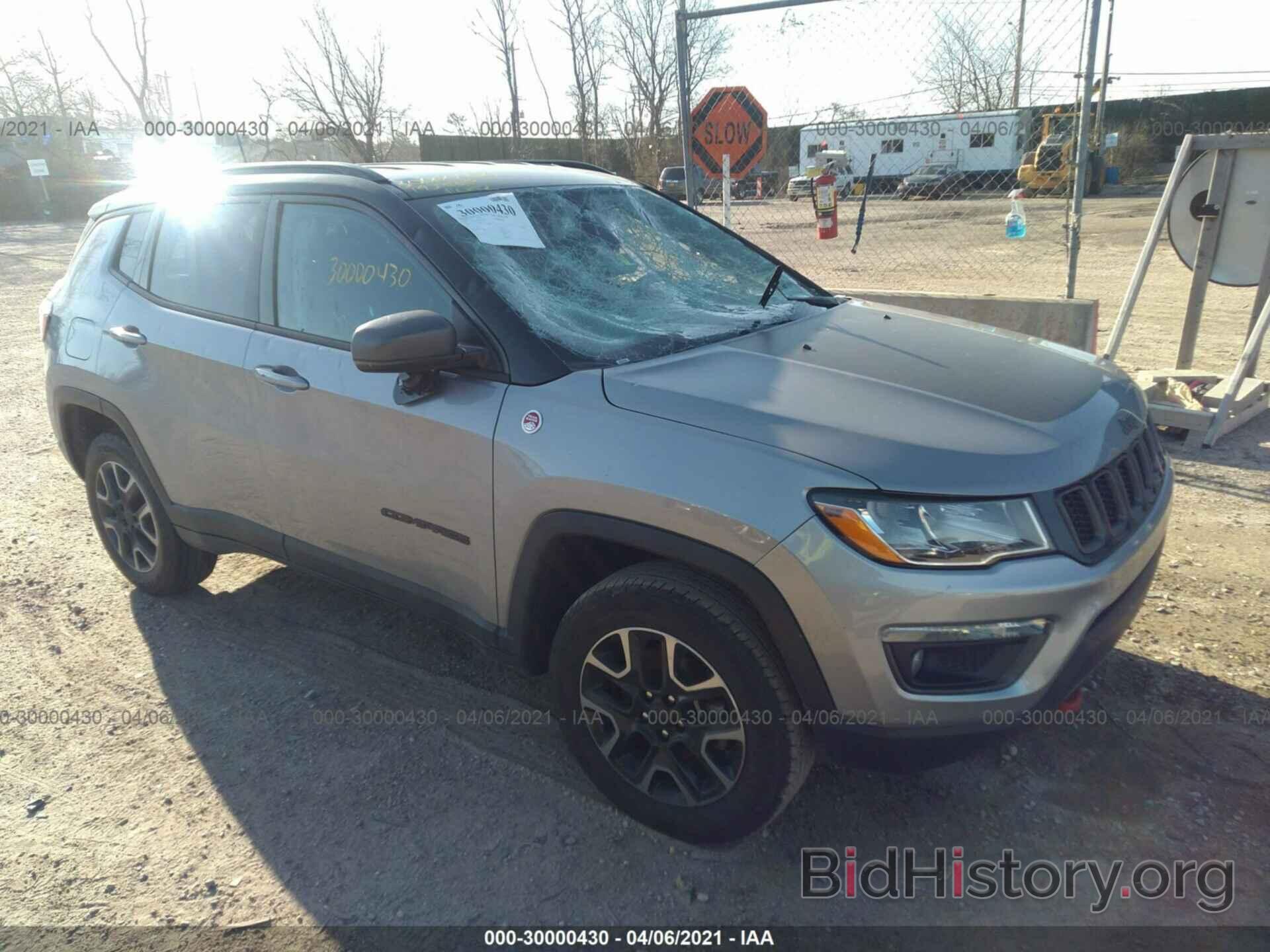 Photo 3C4NJDDB2KT739673 - JEEP COMPASS 2019