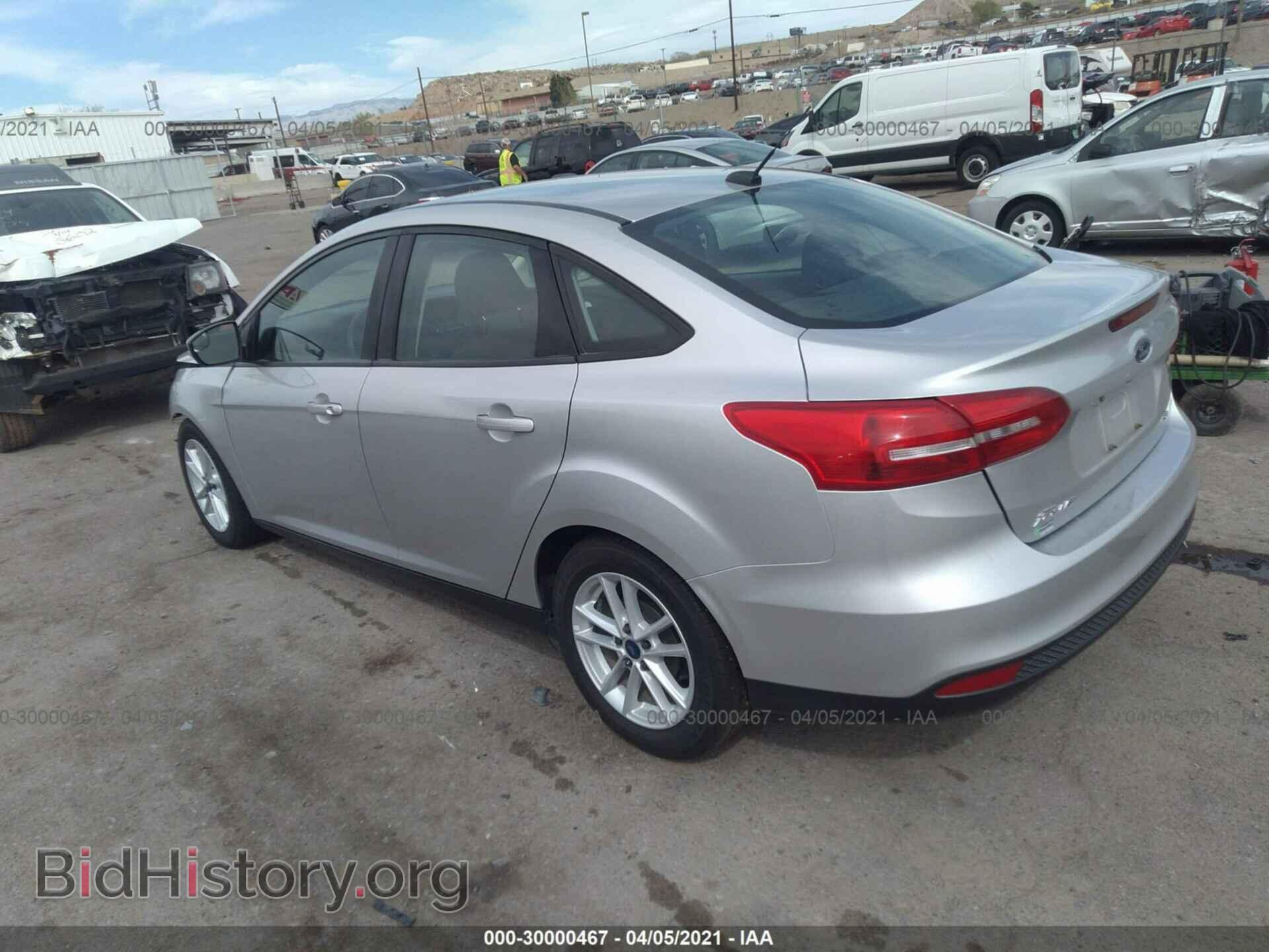 2017 FORD FOCUS - VIN: 1FADP3F22HL258723 - Фото 3
