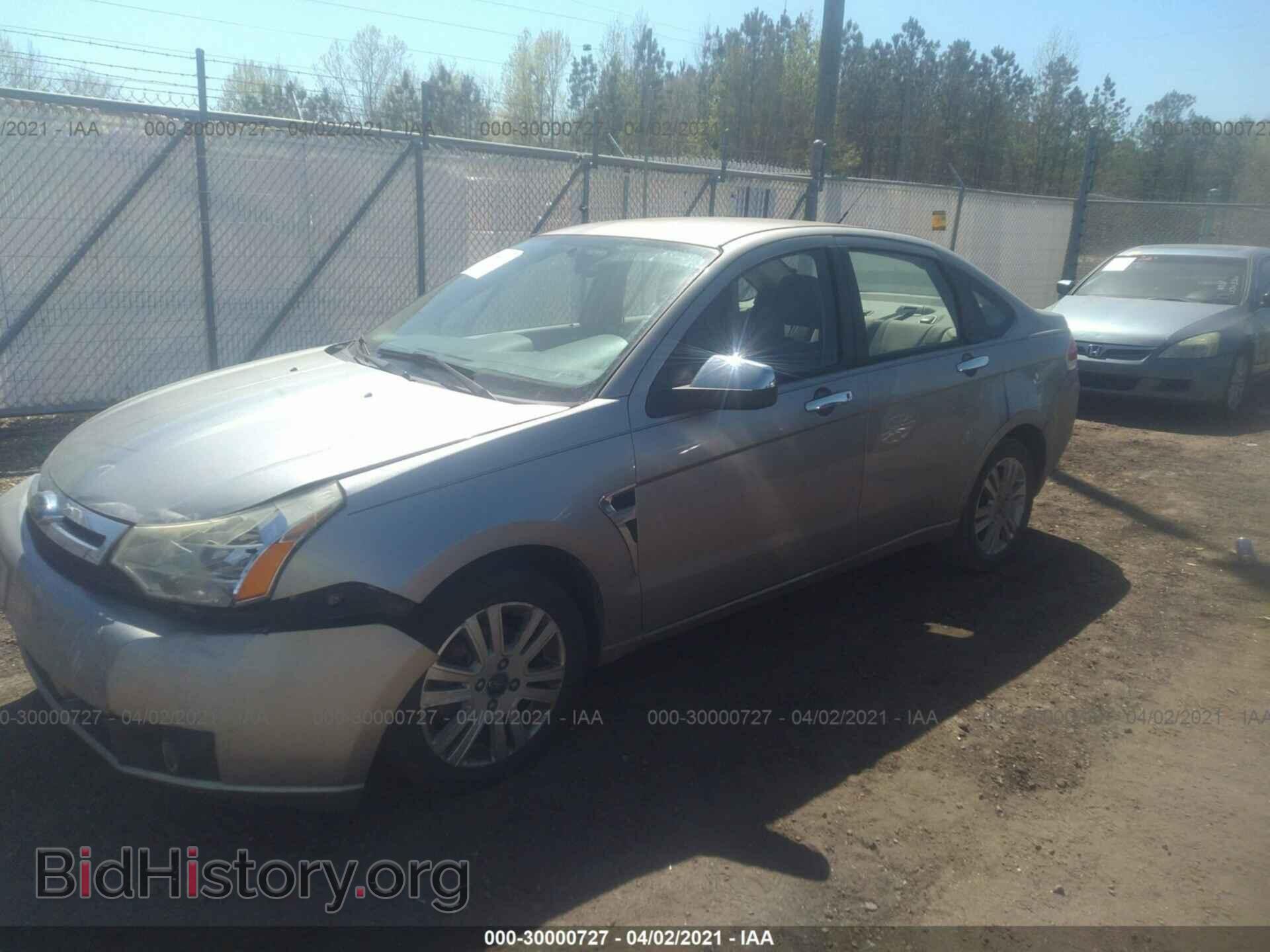 2008 FORD FOCUS - VIN: 1FAHP35N28W280605 - Фото 2