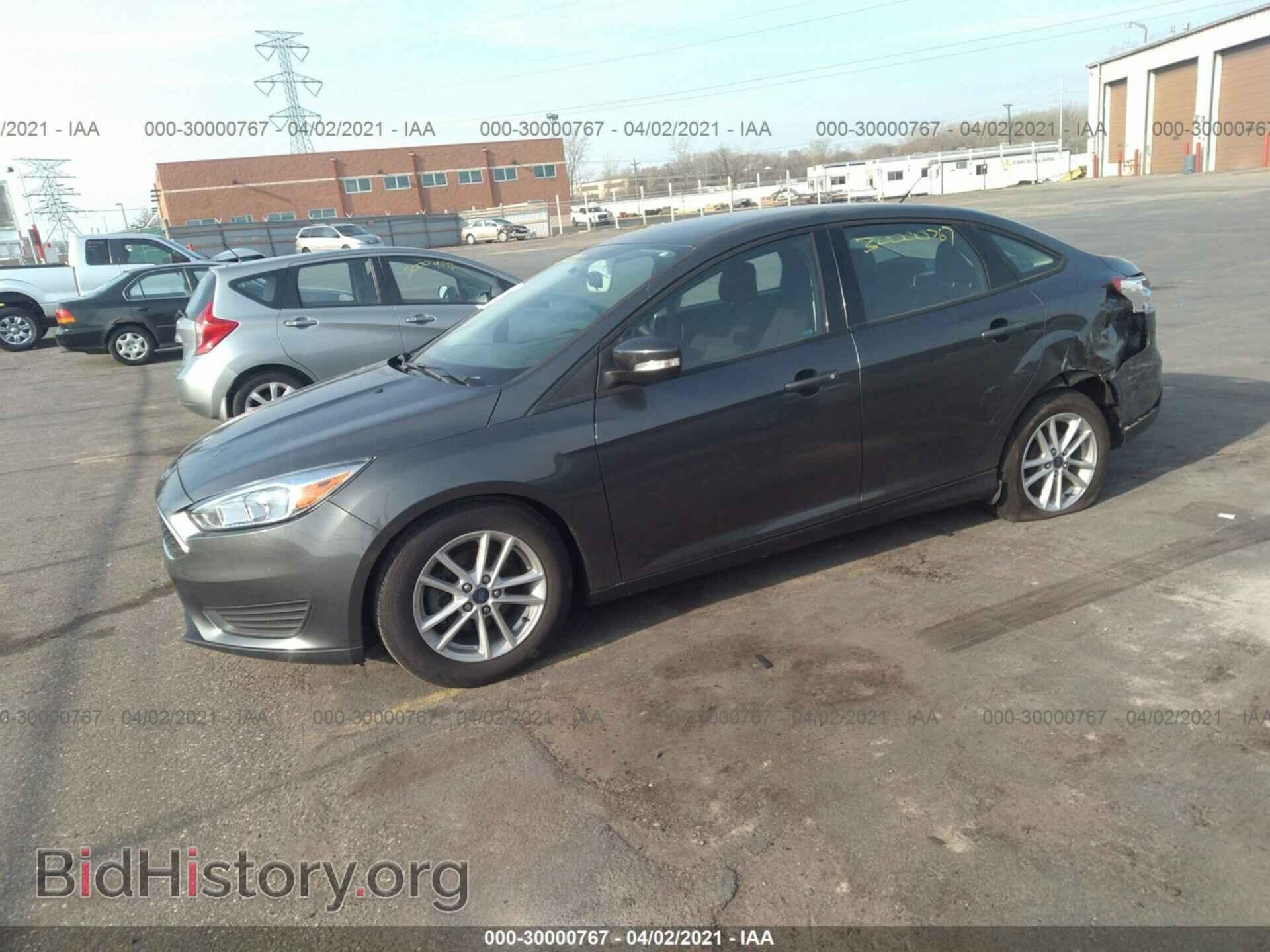 2017 FORD FOCUS - VIN: 1FADP3F22HL329063 - Фото 2