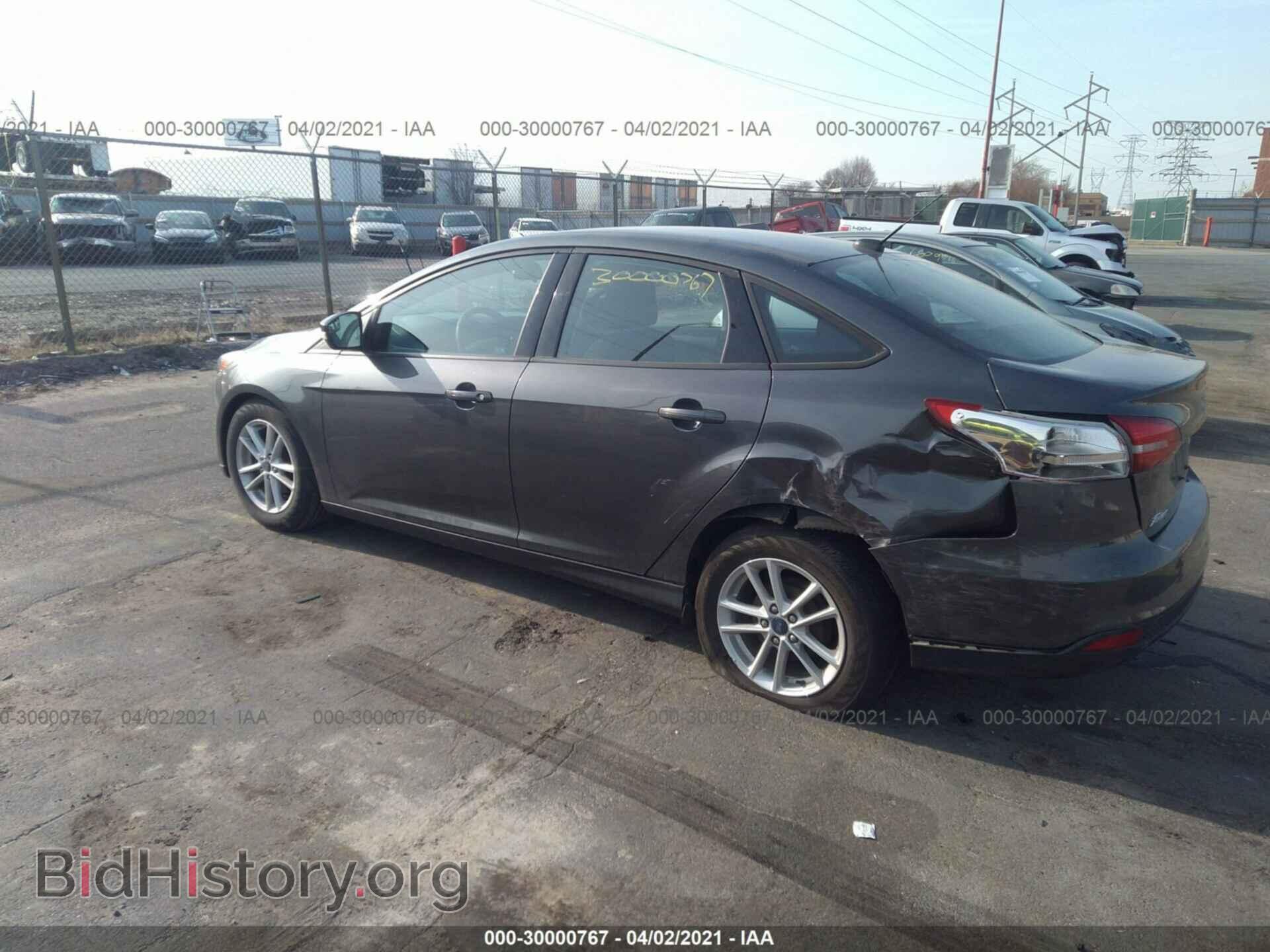2017 FORD FOCUS - VIN: 1FADP3F22HL329063 - Фото 3
