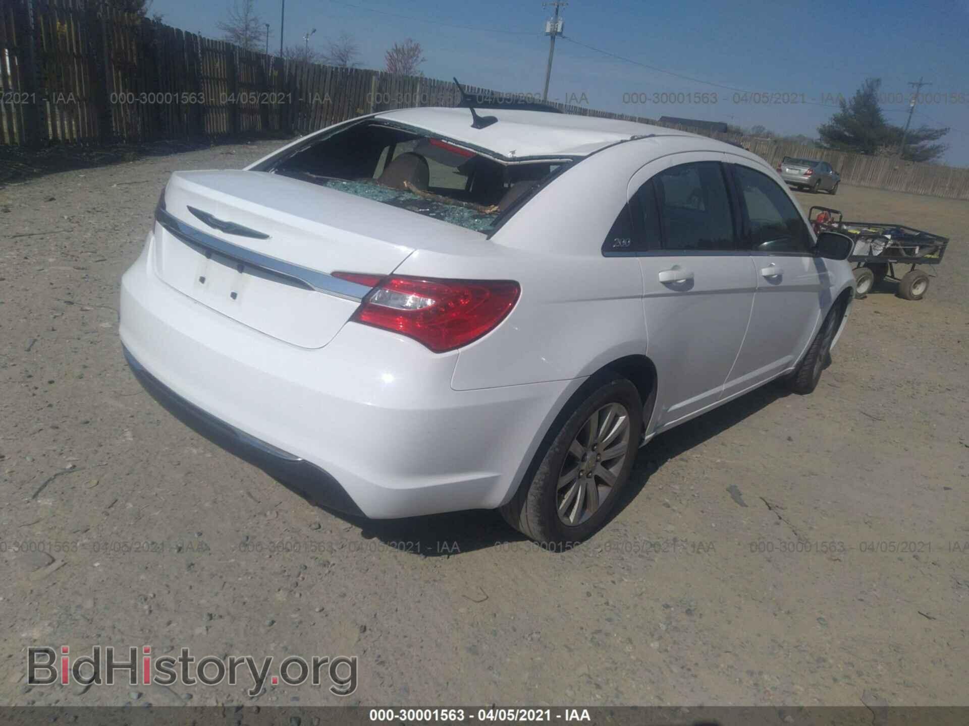 2012 CHRYSLER 200 - VIN: 1C3CCBBB9CN134998 - Фото 4
