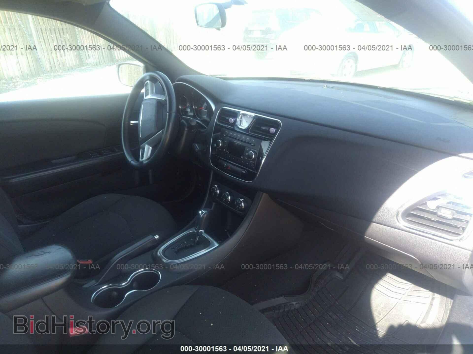 2012 CHRYSLER 200 - VIN: 1C3CCBBB9CN134998 - Фото 5