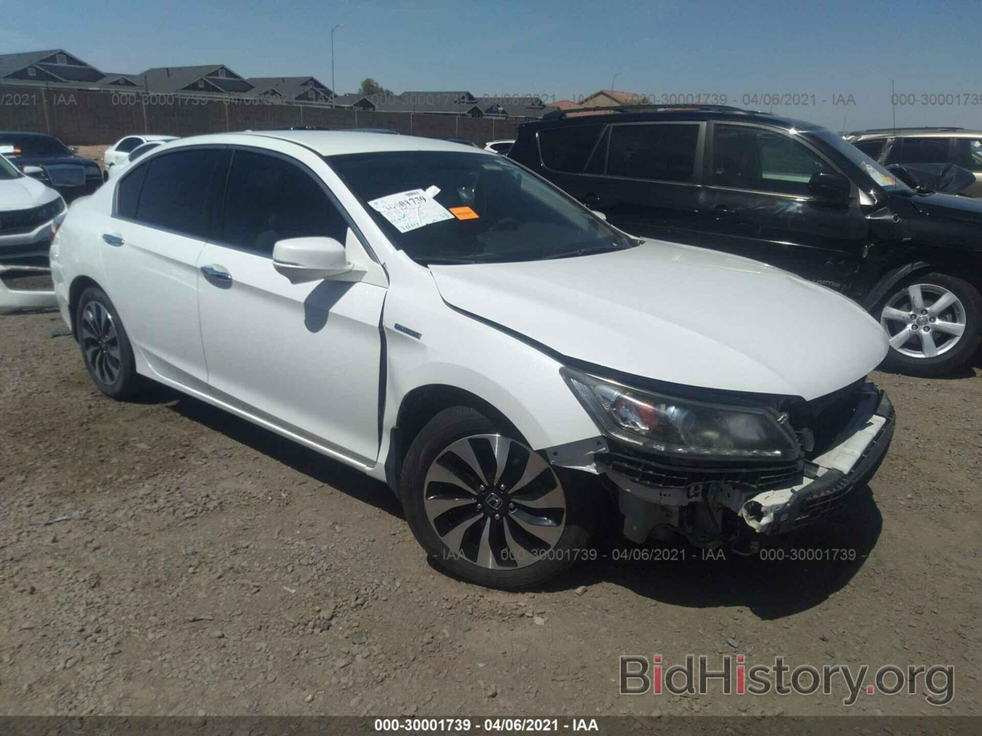 Photo 1HGCR6F38FA003367 - HONDA ACCORD HYBRID 2015