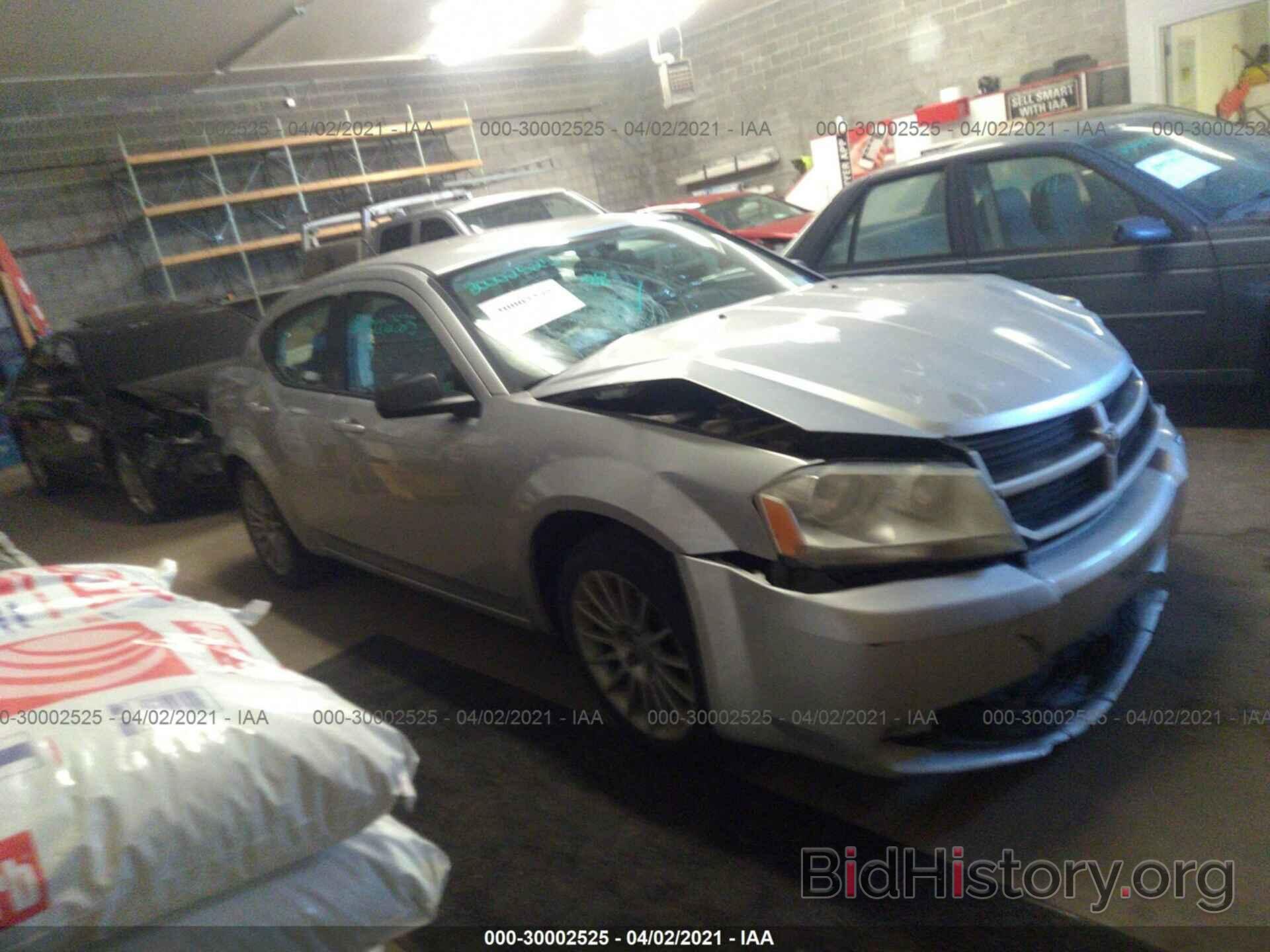 Photo 1B3CC4FB8AN171704 - DODGE AVENGER 2010