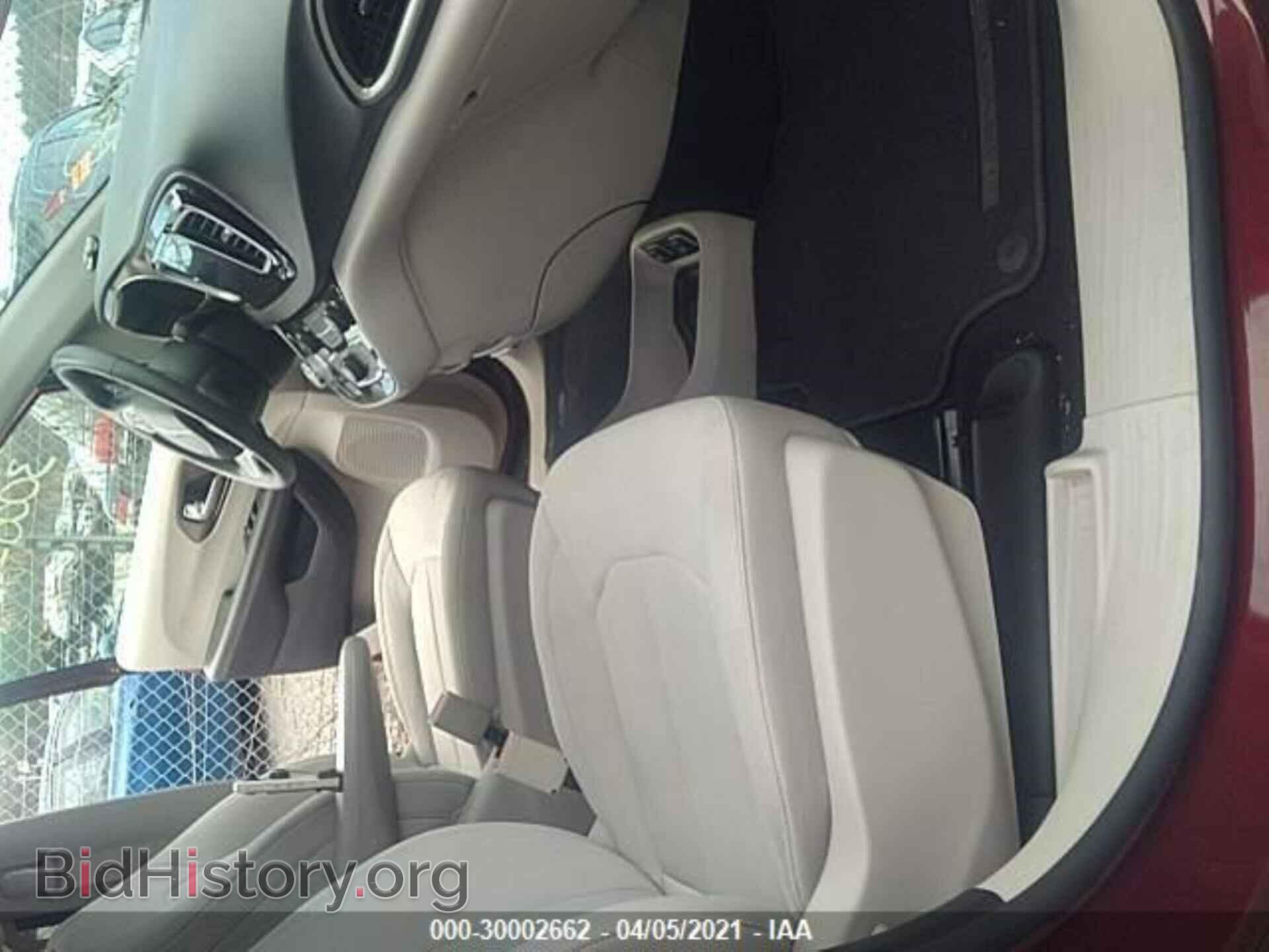 2017 CHRYSLER PACIFICA - VIN: 2C4RC1DG9HR523840 - Фото 5