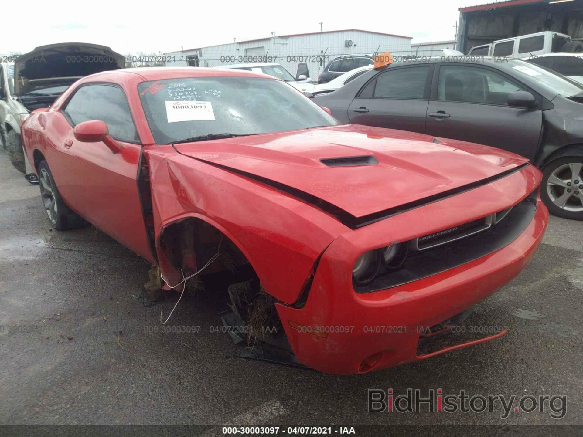 Photo 2C3CDZBT4FH722884 - DODGE CHALLENGER 2015