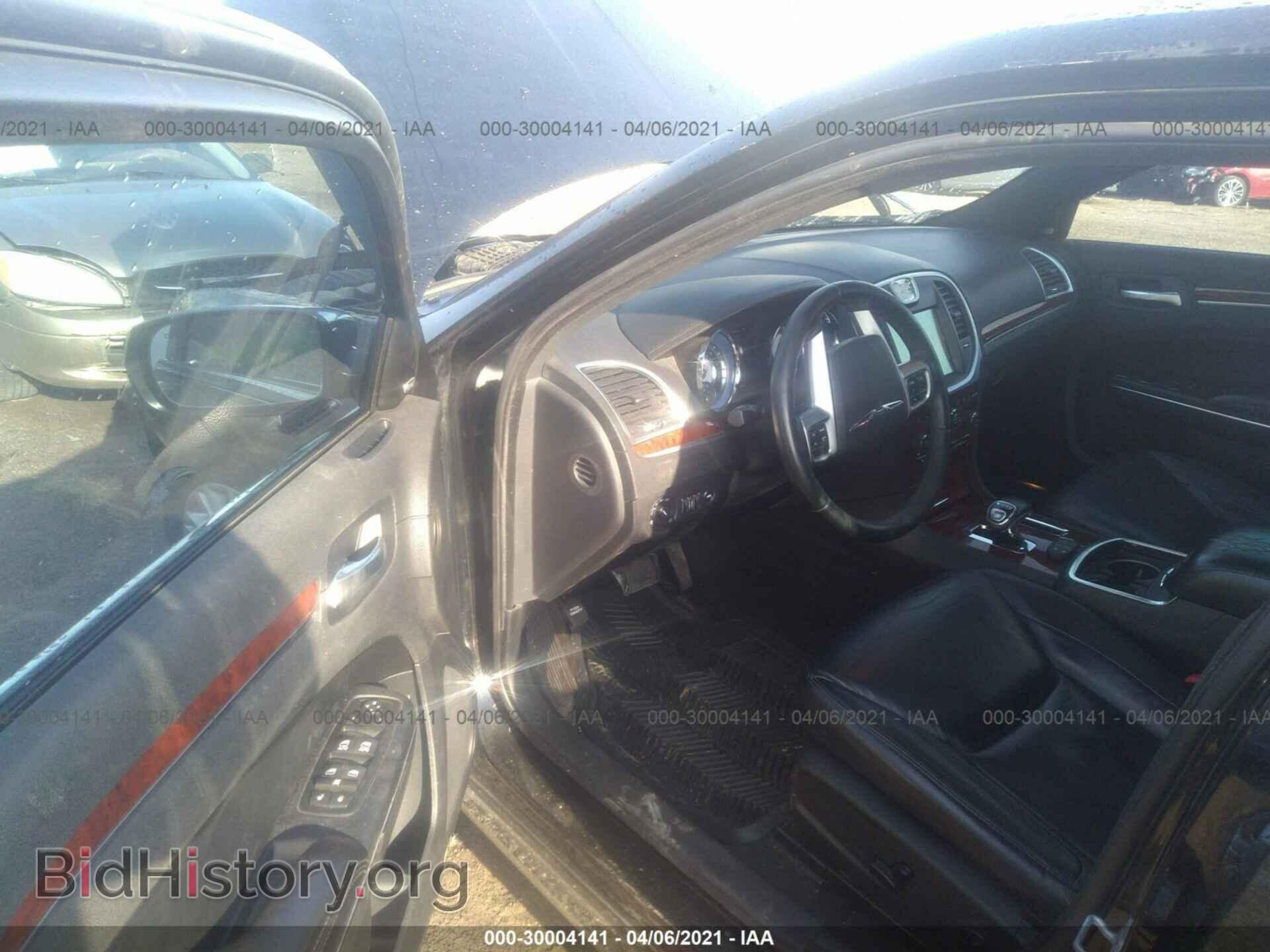 2012 CHRYSLER 300 - VIN: 2C3CCAHG2CH167217 - Photo 5