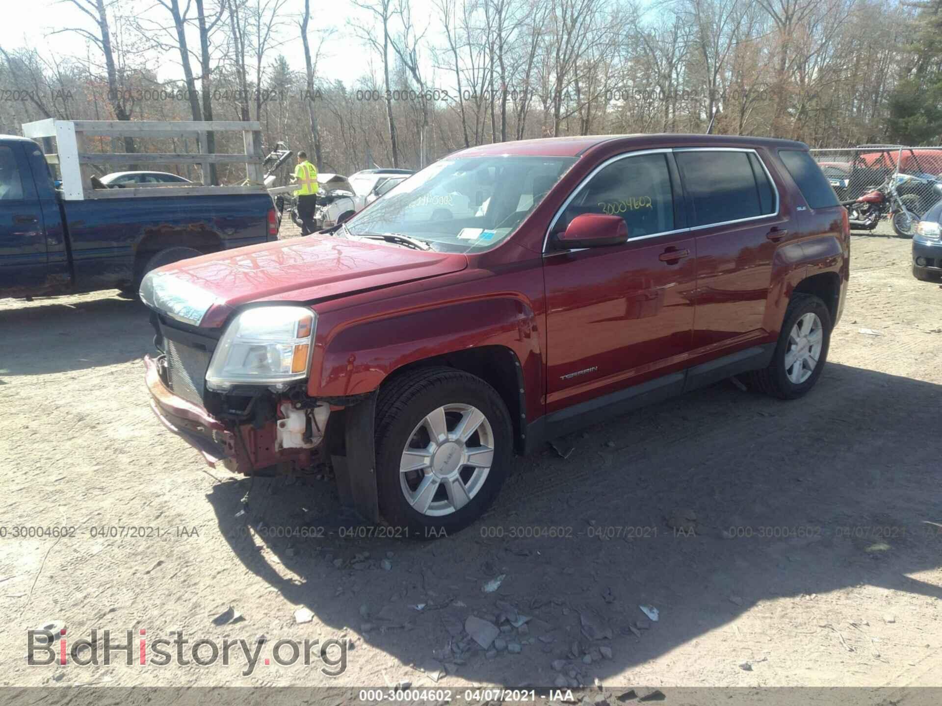 2011 GMC TERRAIN - VIN: 2CTFLREC3B6283890 - Фото 2
