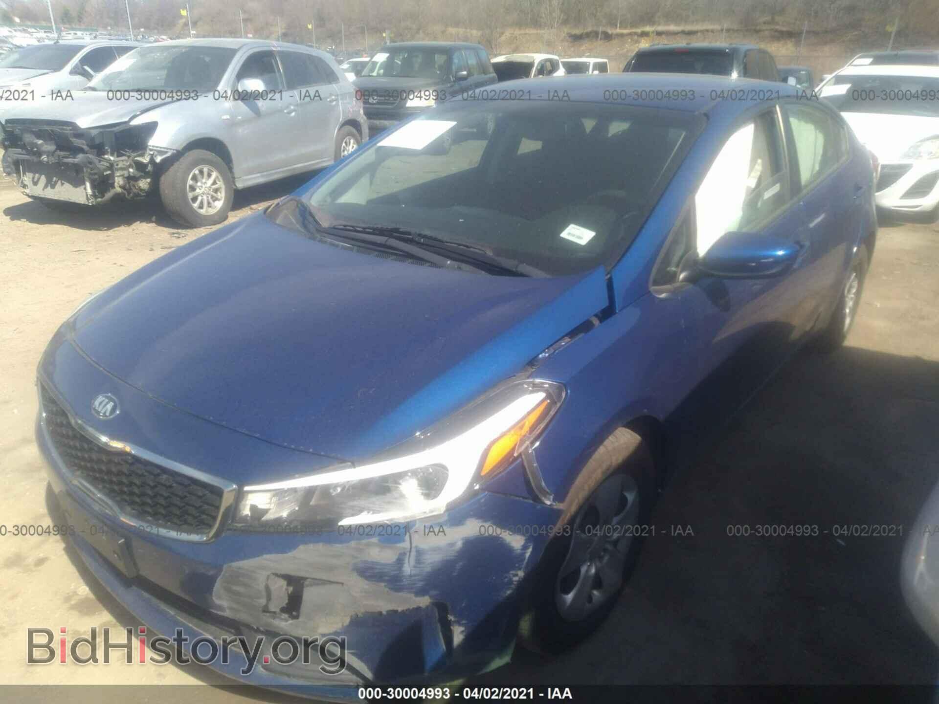 2017 KIA FORTE - VIN: 3KPFK4A72HE011608 - Фото 2