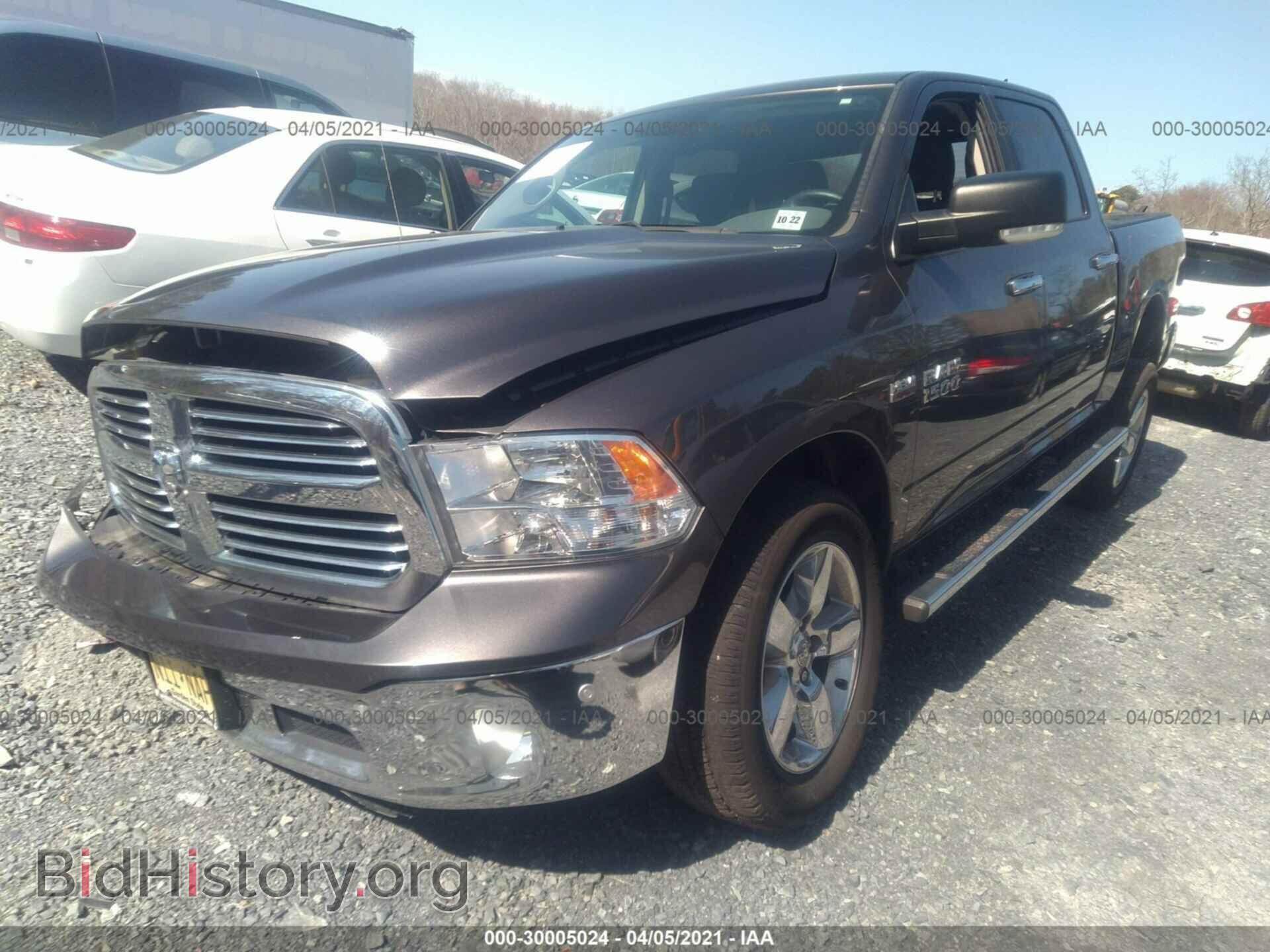 2017 RAM 1500 - VIN: 1C6RR7LT2HS641346 - Photo 2