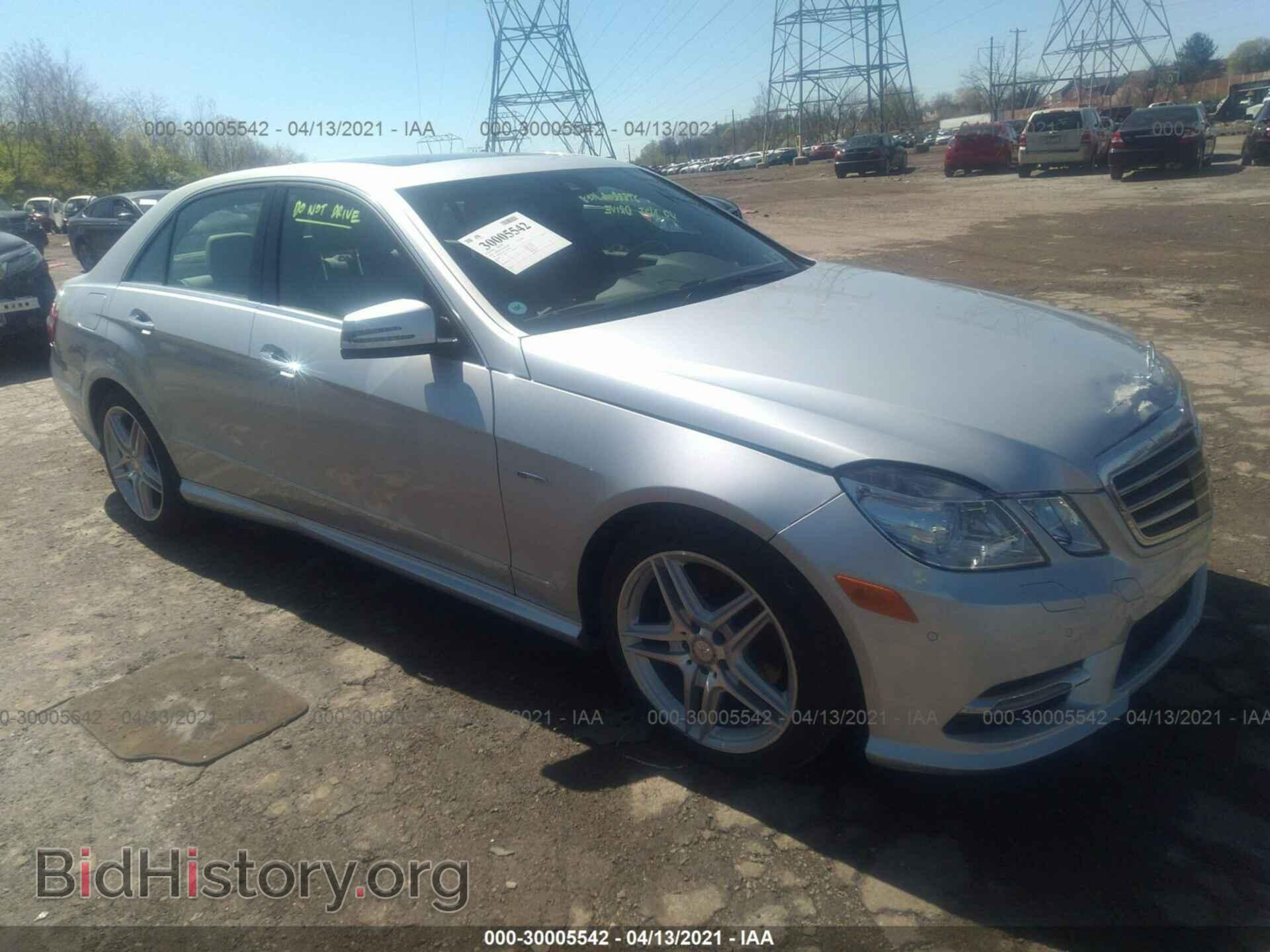 Photo WDDHF5KB4CA535298 - MERCEDES-BENZ E-CLASS 2012