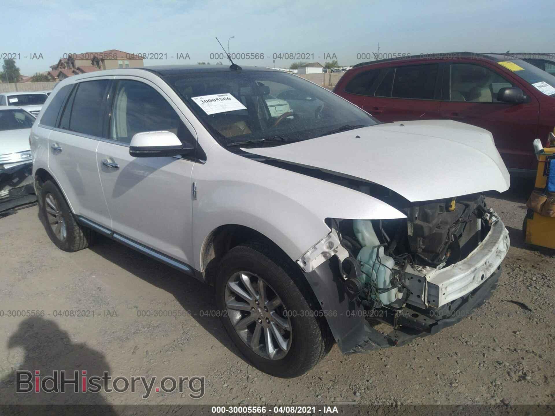 Фотография 2LMDJ8JK8CBL01860 - LINCOLN MKX 2012