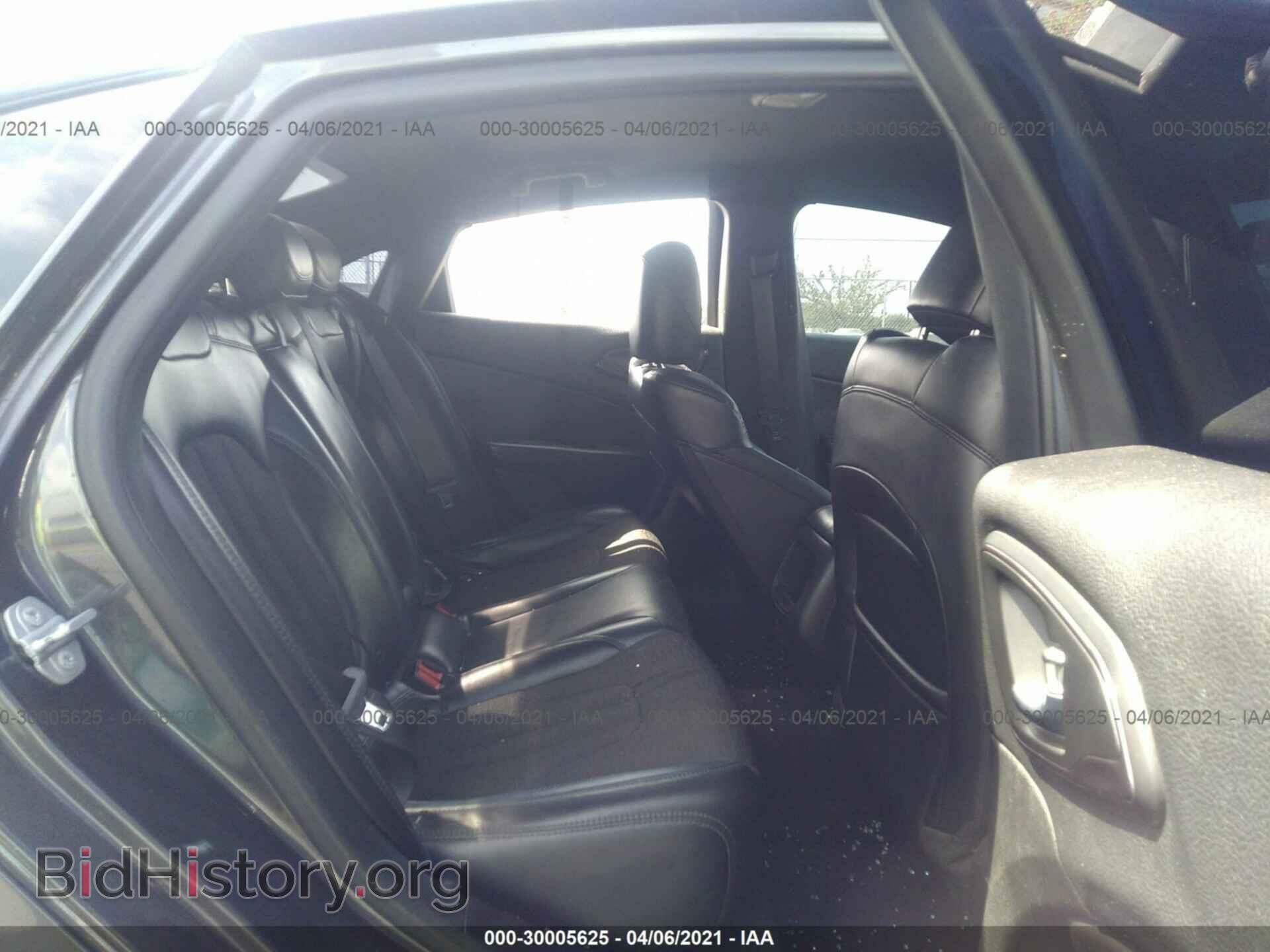 2015 CHRYSLER 200 - VIN: 1C3CCCBB1FN638083 - Фото 8