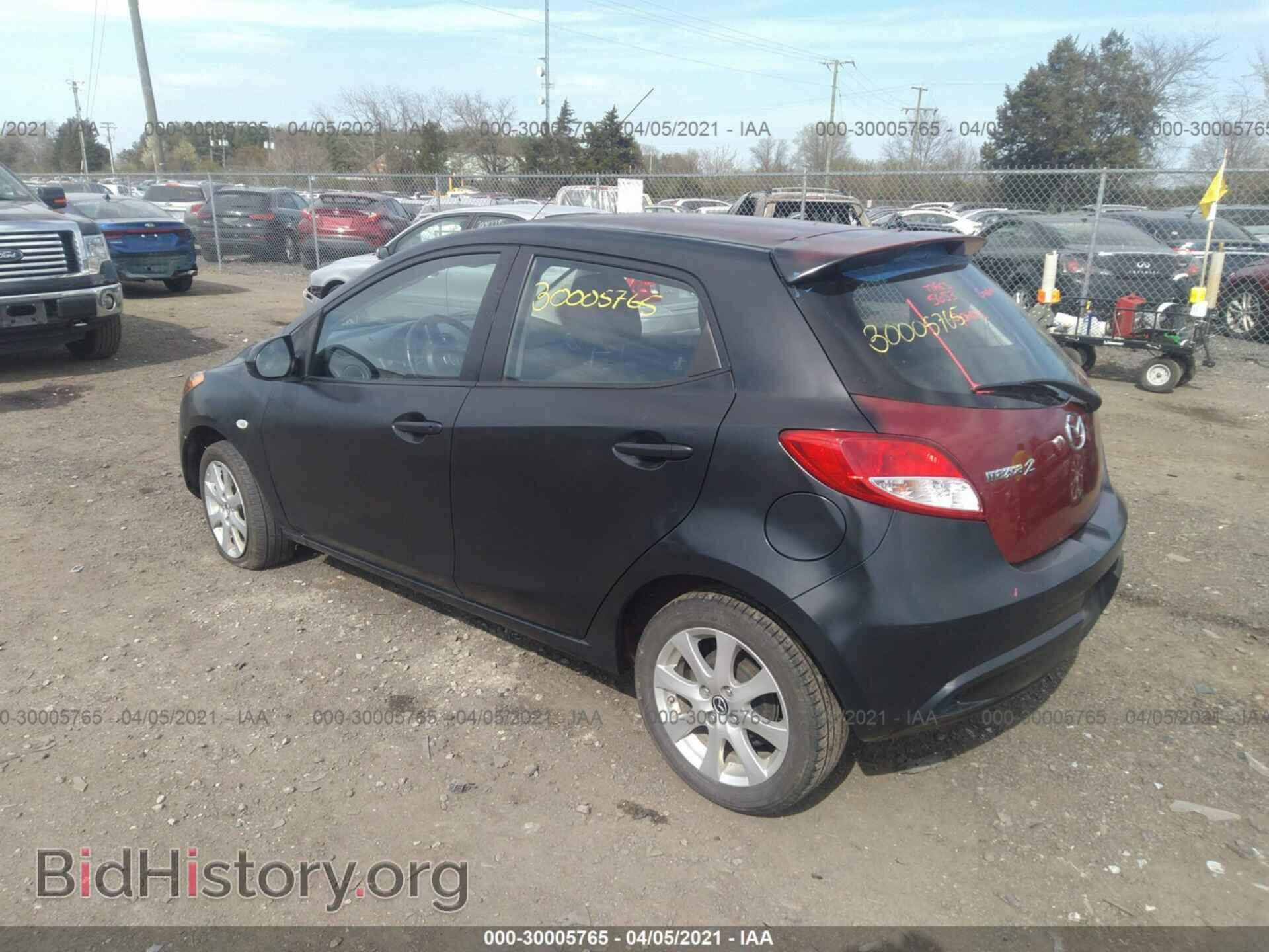 2014 MAZDA MAZDA2 - VIN: JM1DE1LY3E0182455 - Фото 3