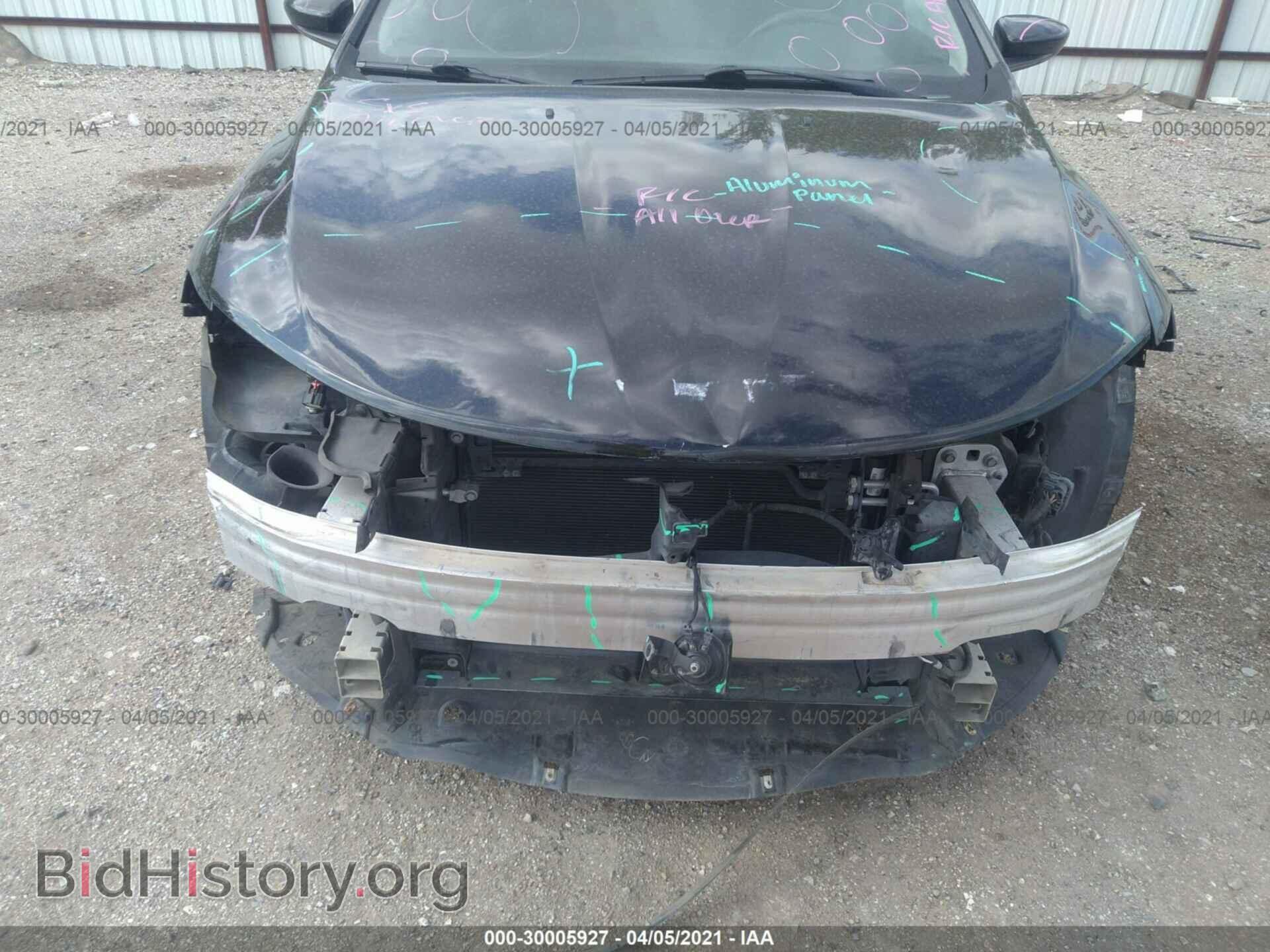 2015 CHRYSLER 200 - VIN: 1C3CCCAB5FN608330 - Фото 6