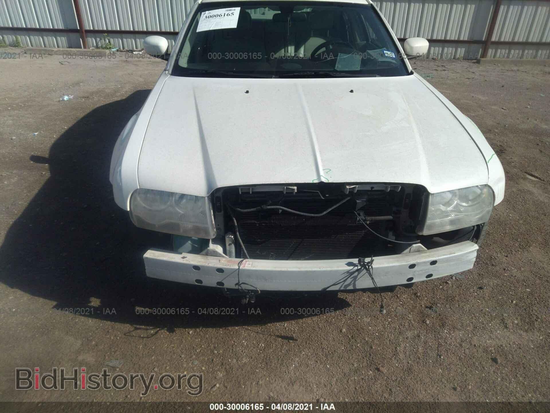 2006 CHRYSLER 300 - VIN: 2C3KA53G86H432680 - Фото 6