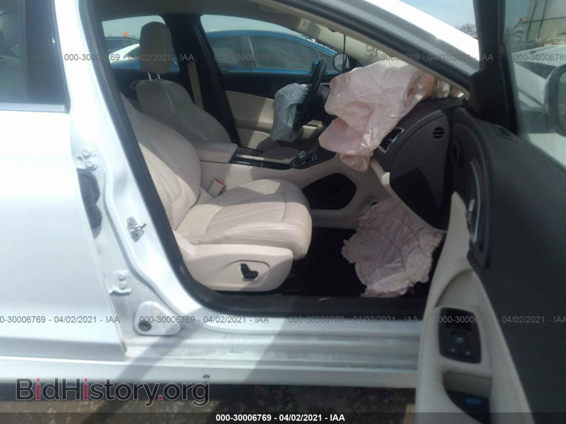 2016 CHRYSLER 200 - VIN: 1C3CCCAB3GN178542 - Фото 5