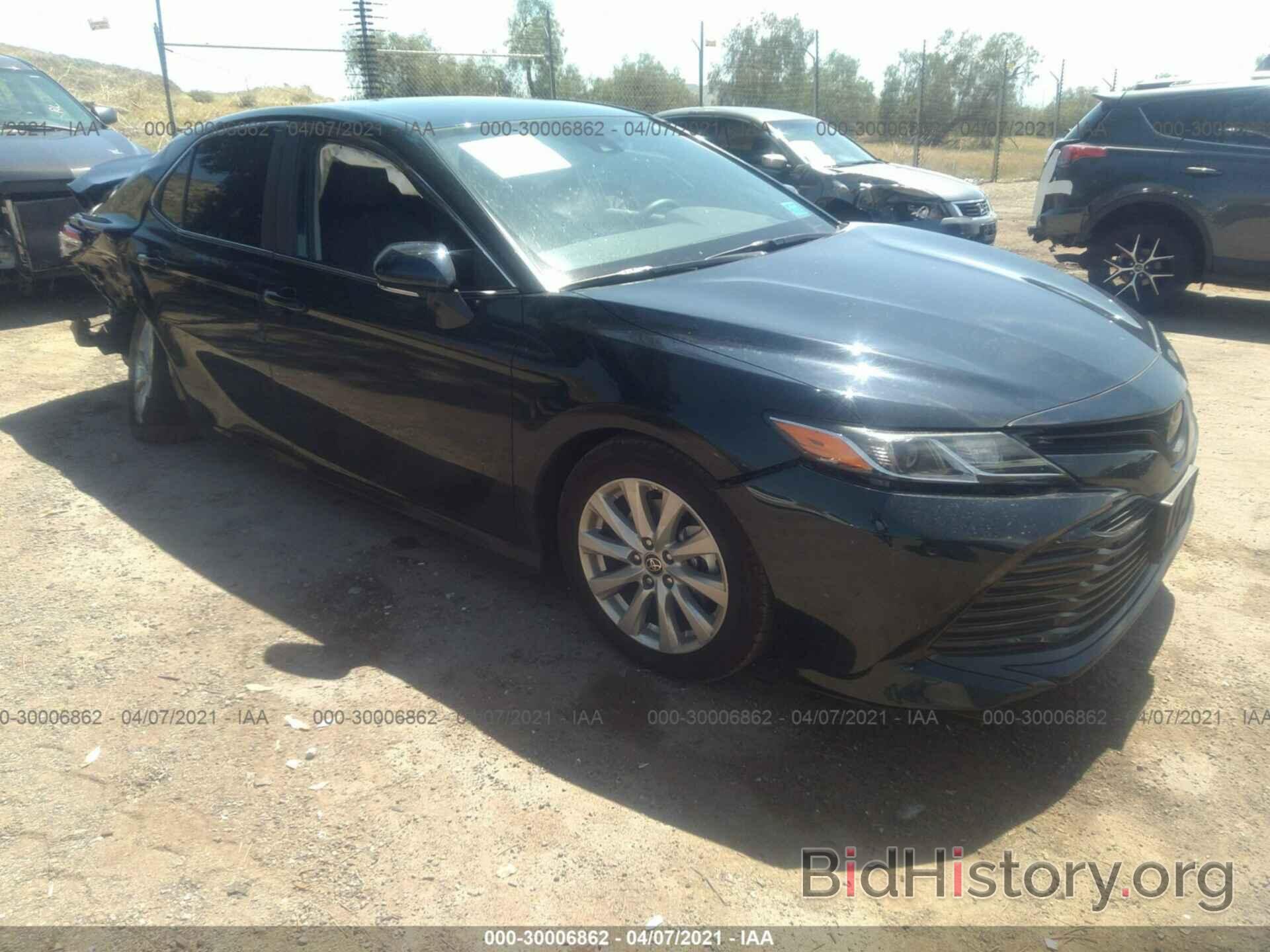 Photo 4T1L11AK0LU390994 - TOYOTA CAMRY 2020