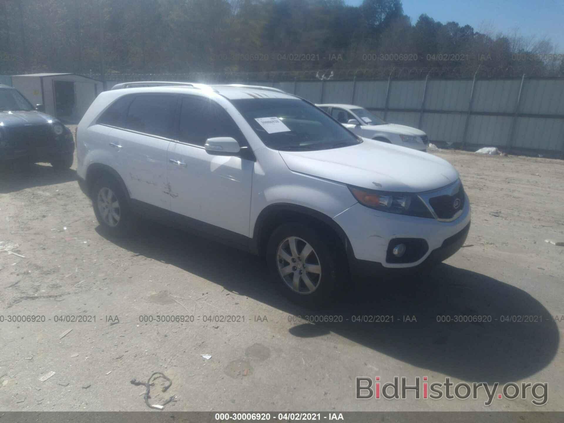 Photo 5XYKT4A2XDG424471 - KIA SORENTO 2013