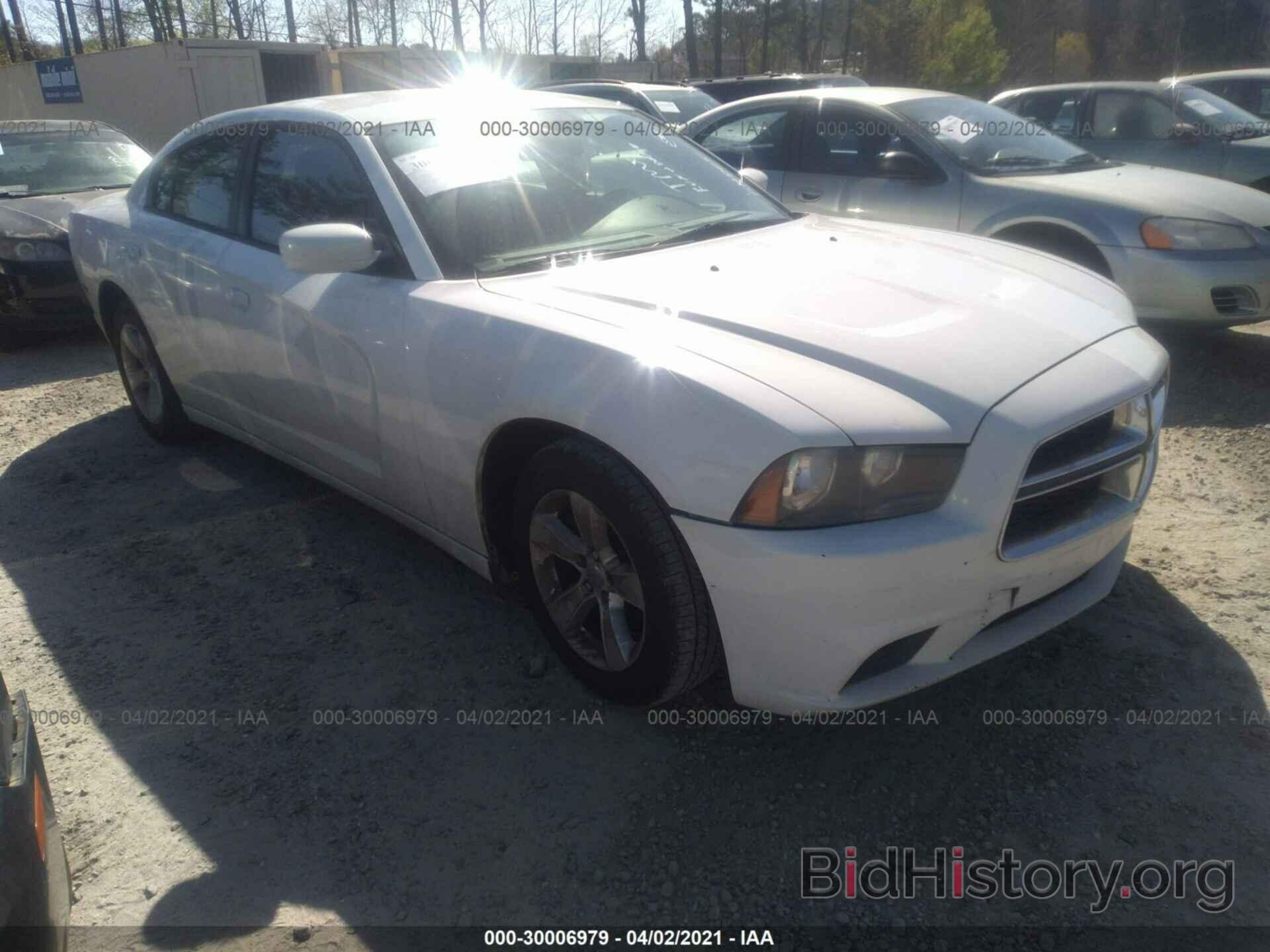 Photo 2C3CDXBG3DH611005 - DODGE CHARGER 2013