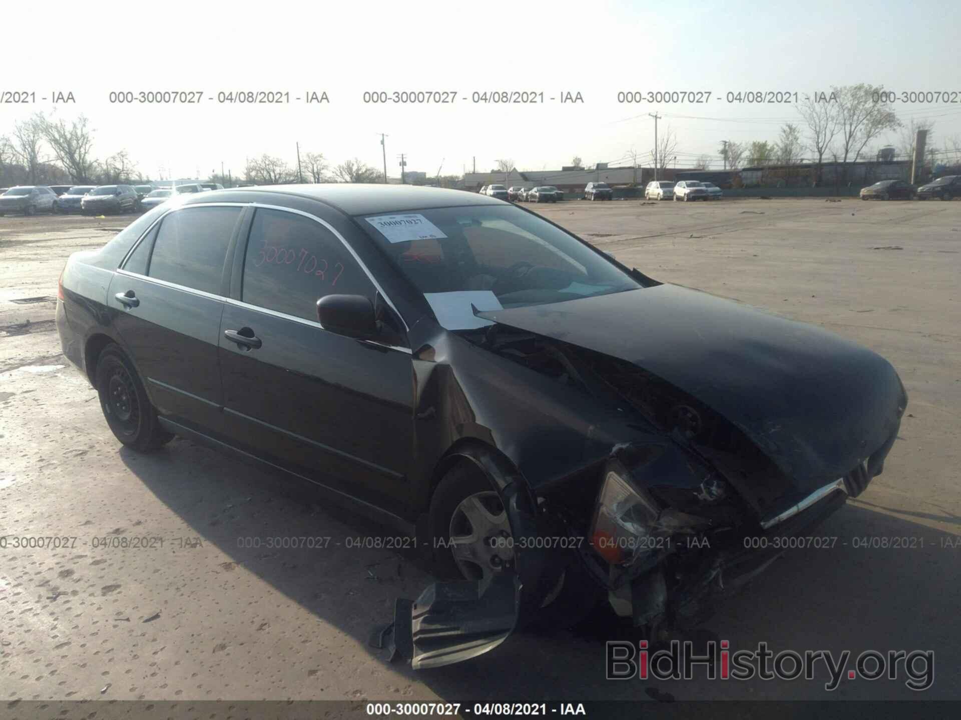 Photo 1HGCM56447A058868 - HONDA ACCORD SDN 2007